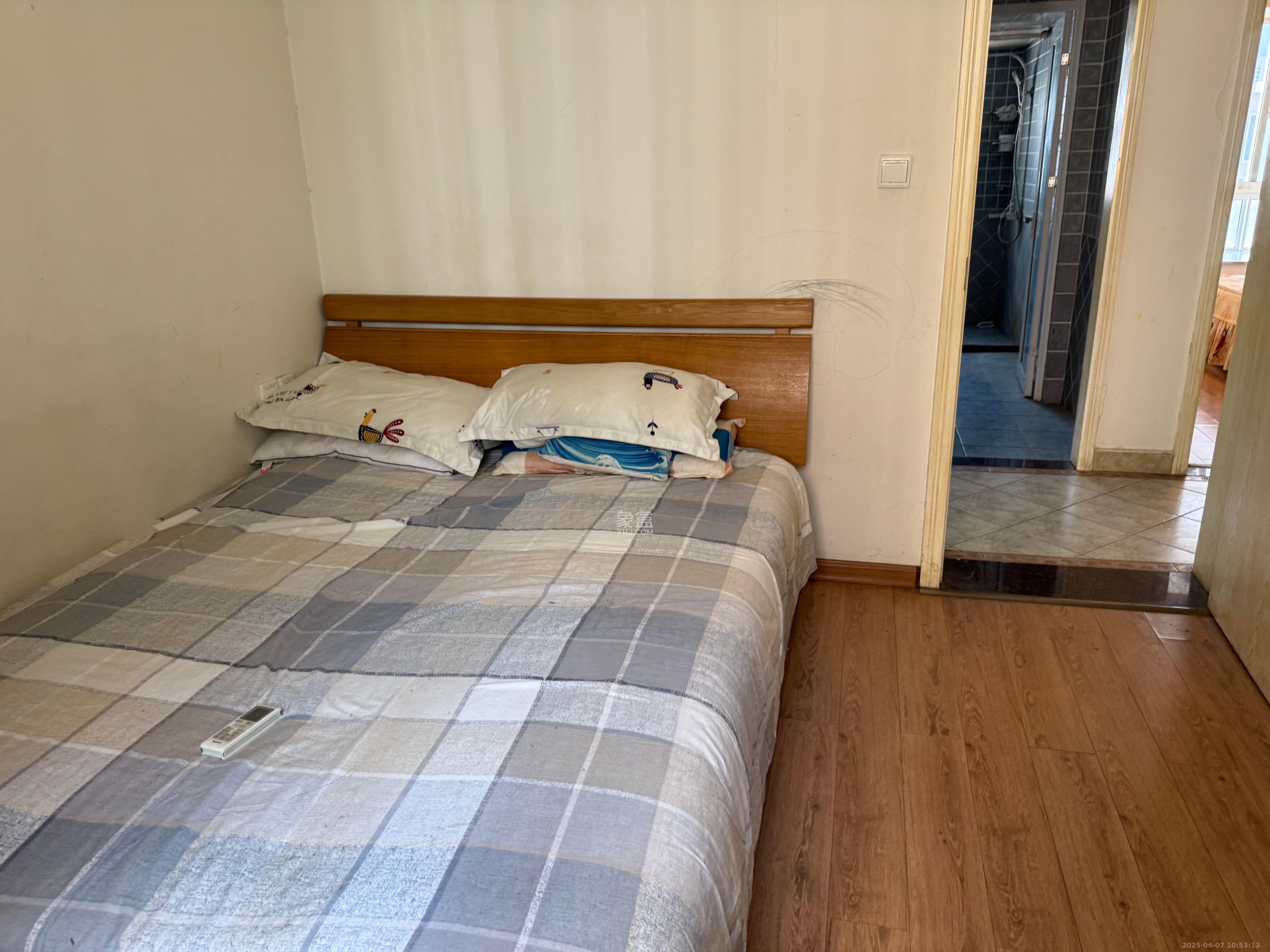 水映青山 3室2厅2卫 2400.0元/月 水映青山 3室2厅2卫 2400.0元/月室内图