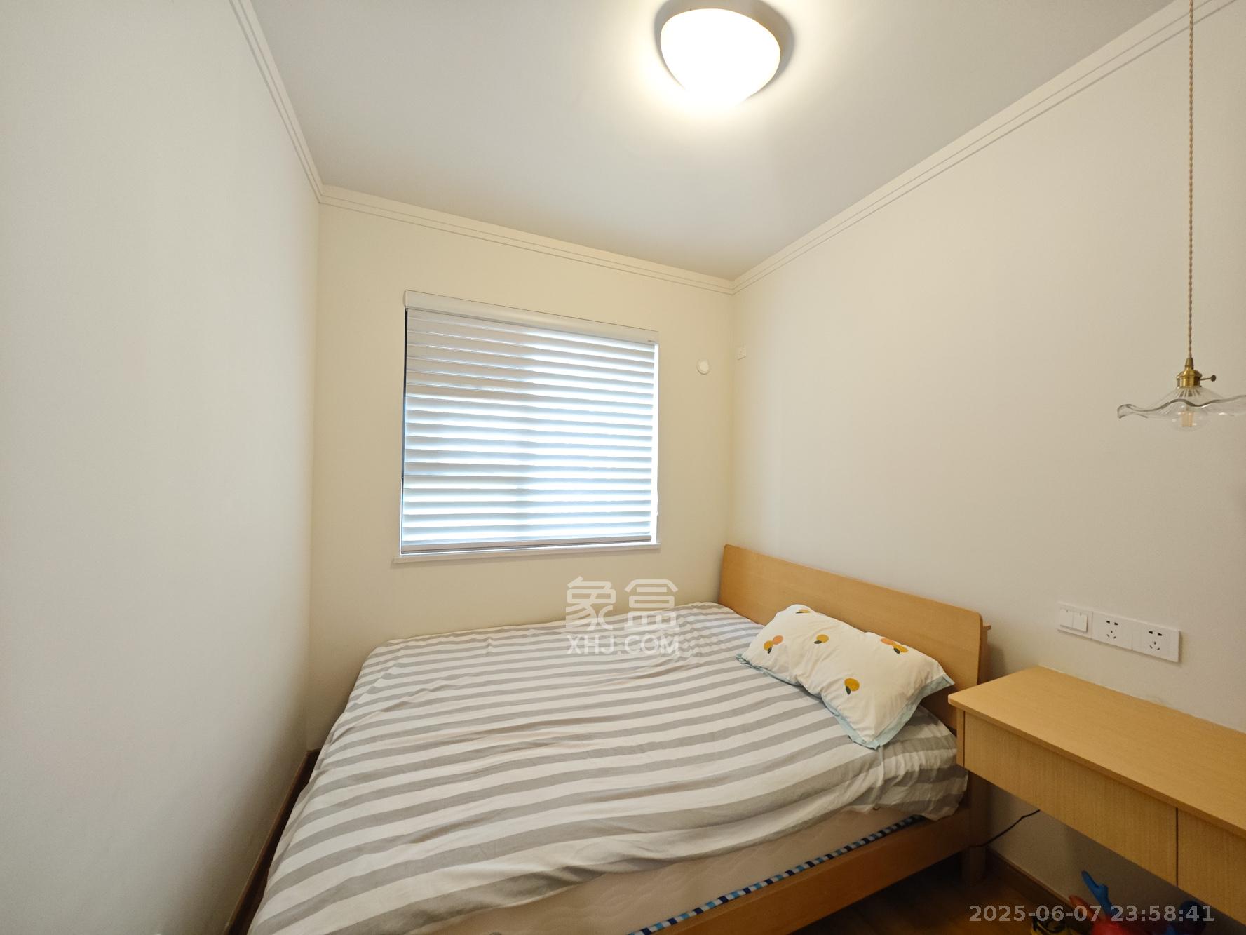 中建嘉和城凤凰台(中建瑞兴家园) 1室0厅0卫 126.0万 中建嘉和城凤凰台(中建瑞兴家园) 1室0厅0卫 126.0万卧室