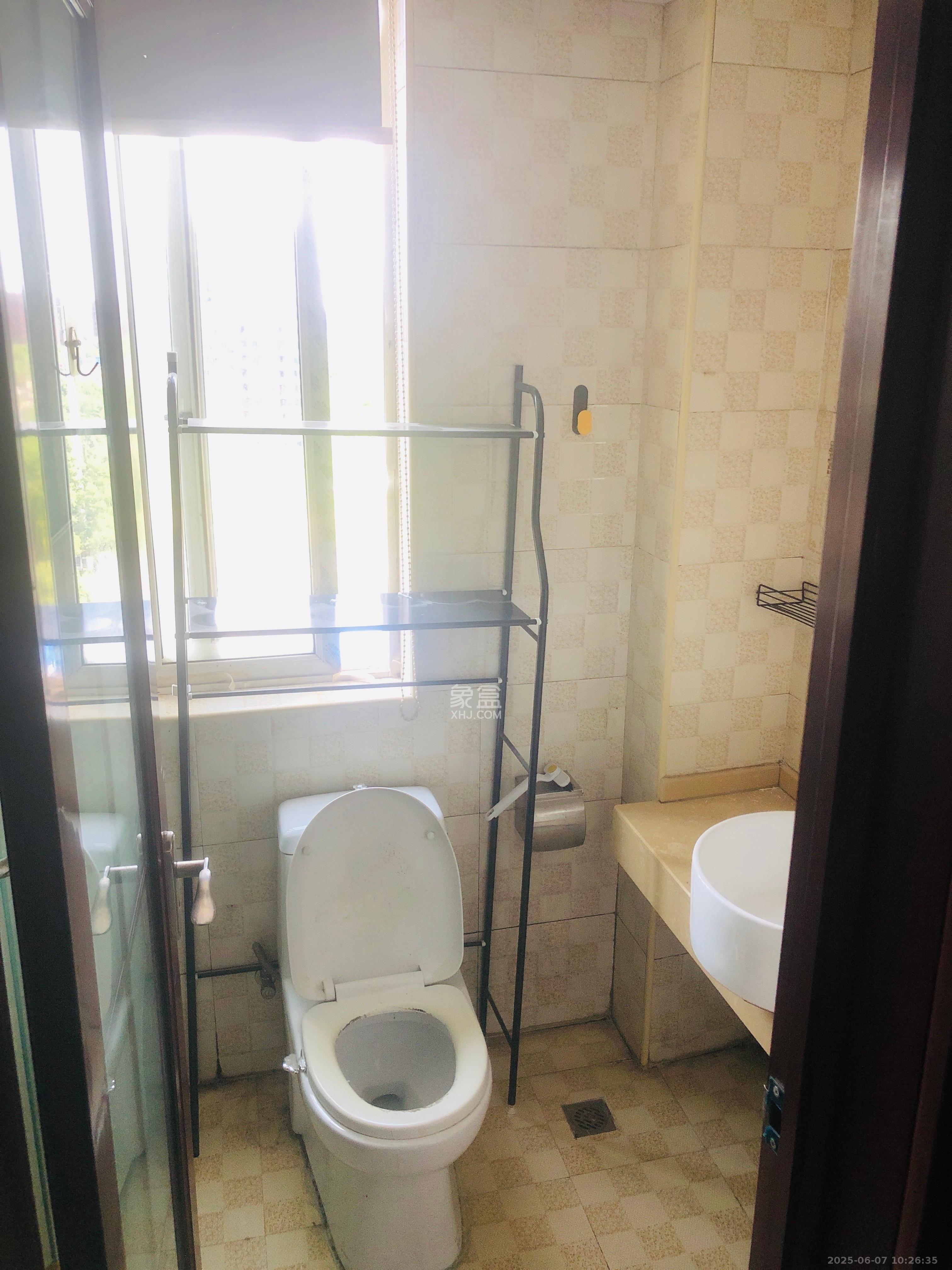 星城荣域 1室0厅0卫 1530.0元/月 星城荣域 1室0厅0卫 1530.0元/月室内图