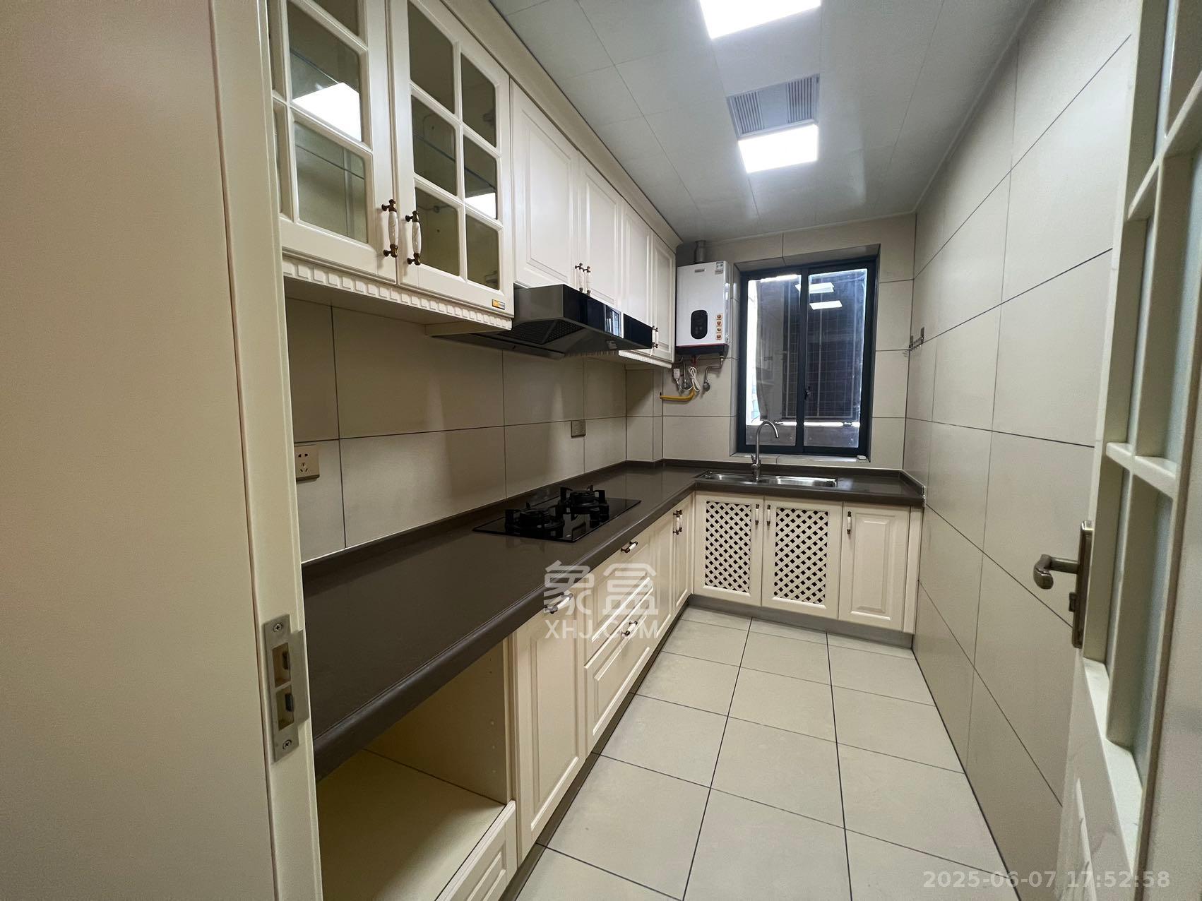 北辰定江洋 2室2厅2卫 7000.0元/月 北辰定江洋 2室2厅2卫 7000.0元/月室内图