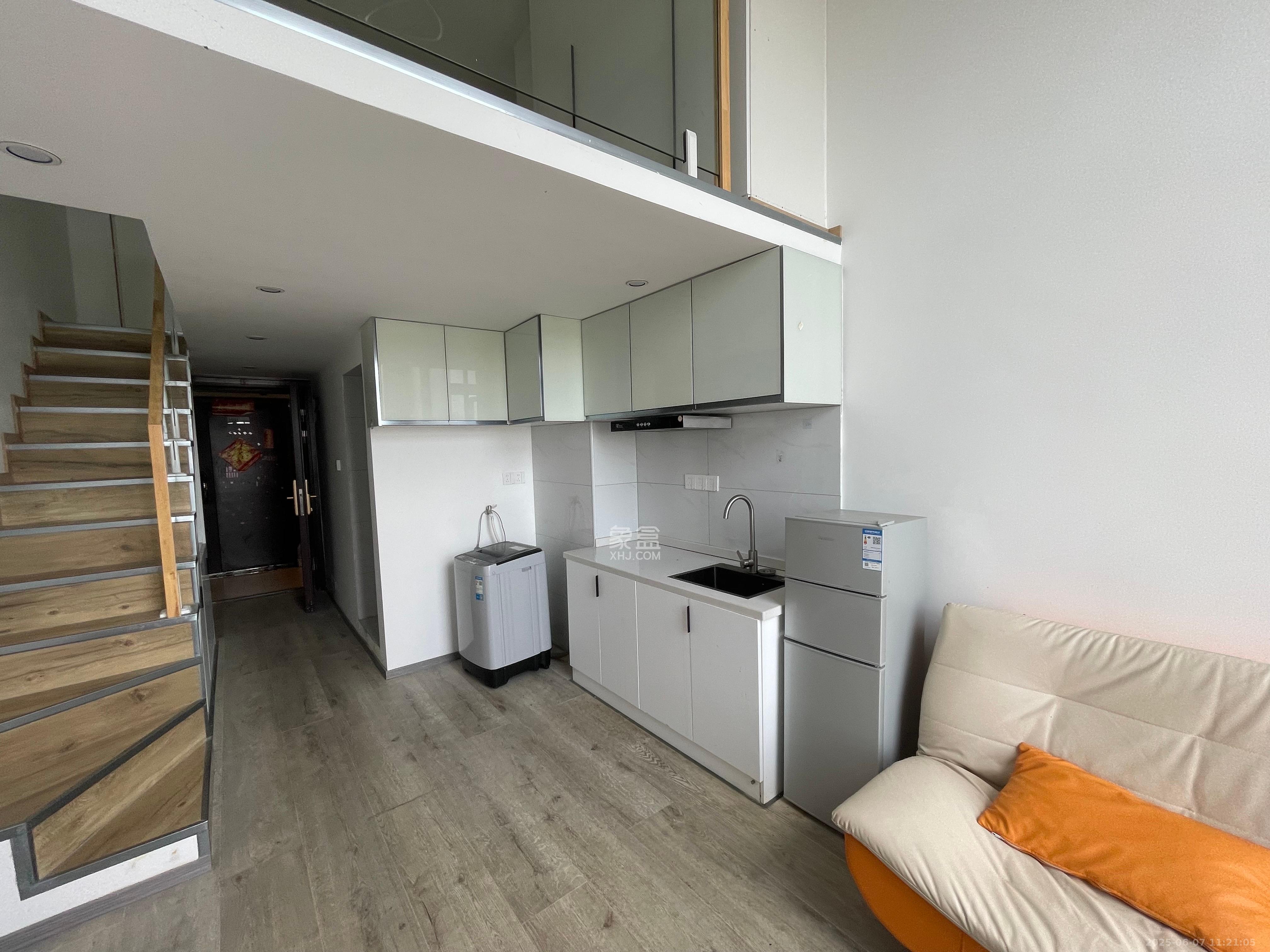 碧桂园翘楚棠 1室1厅1卫 1300.0元/月 碧桂园翘楚棠 1室1厅1卫 1300.0元/月室内图