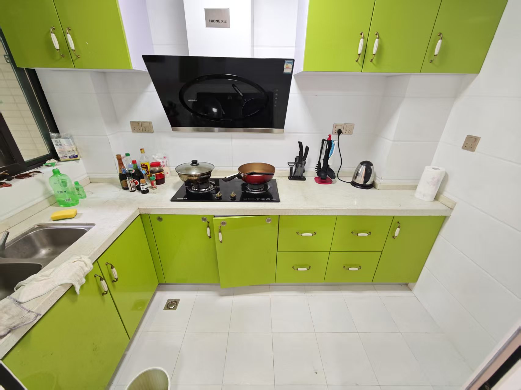 江畔人家 2室1厅1卫 2500.0元/月 江畔人家 2室1厅1卫 2500.0元/月室内图