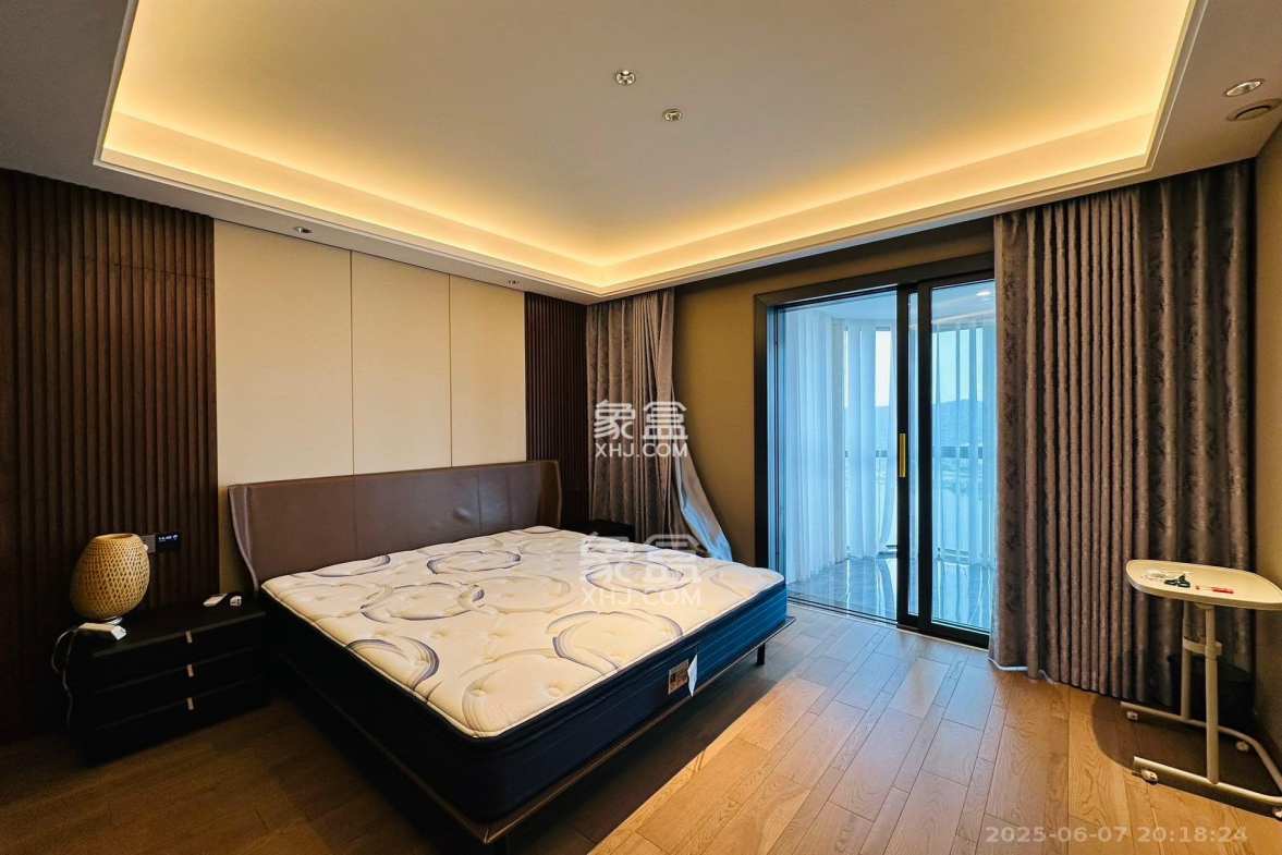 达美溪湖湾 5室2厅2卫 13000.0元/月 达美溪湖湾 5室2厅2卫 13000.0元/月室内图