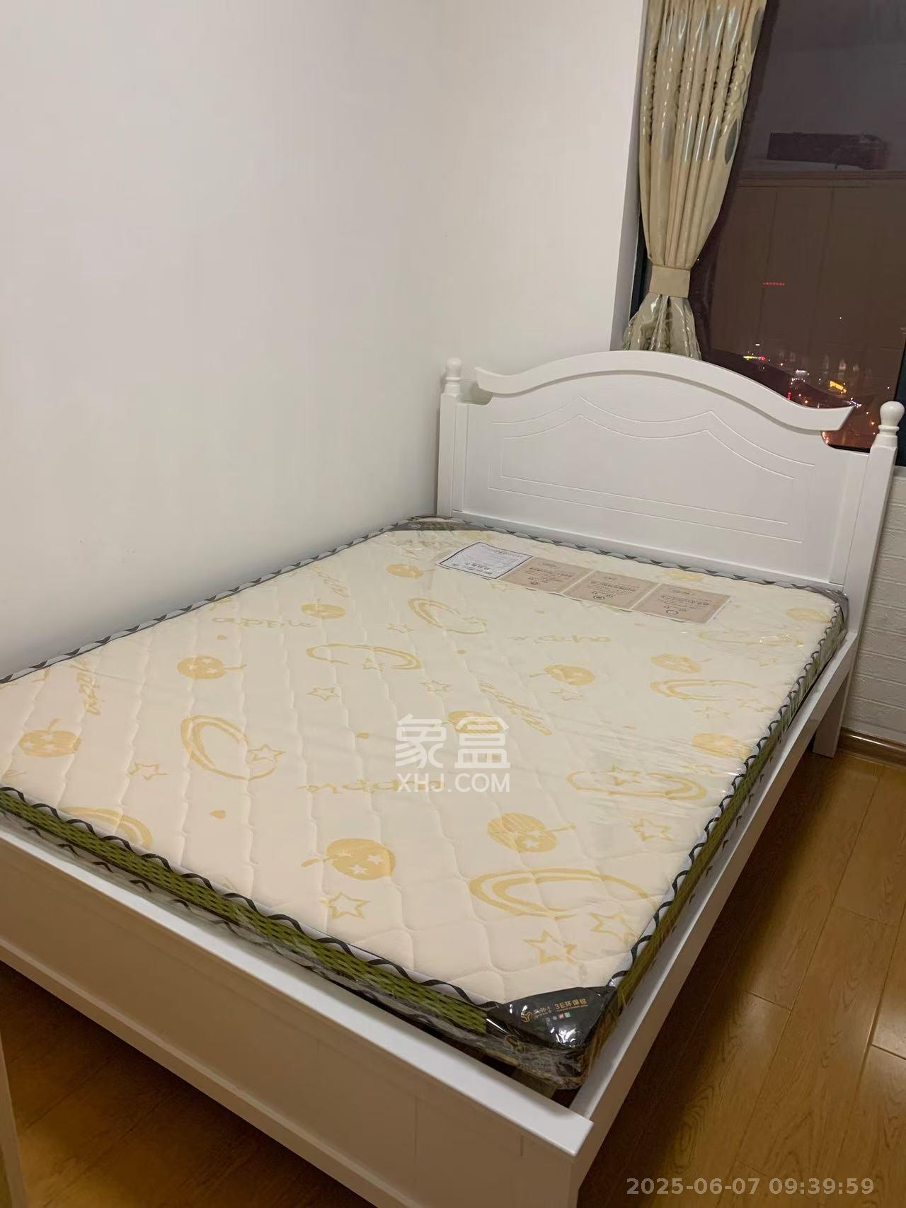 万芙锦城  3室2厅1卫    2700.0元/月室内图