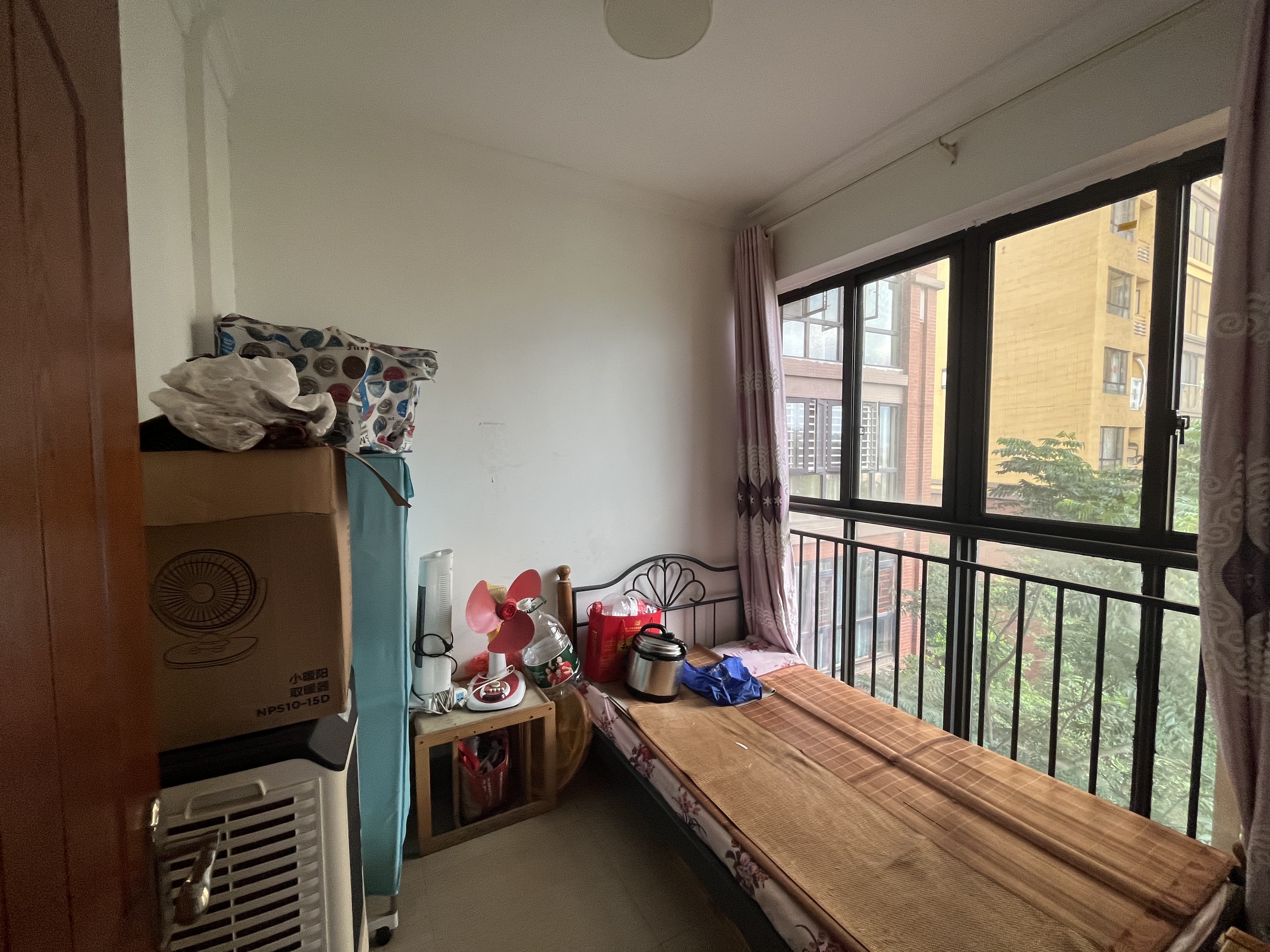 珠江帝景山庄  3室2厅1卫   1450.00元/月室内图