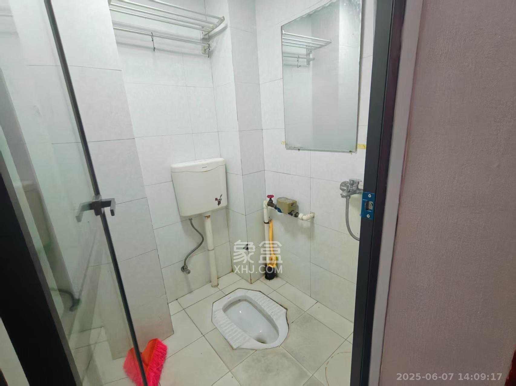 和庄 3室1厅1卫 2000.0元/月 和庄 3室1厅1卫 2000.0元/月室内图