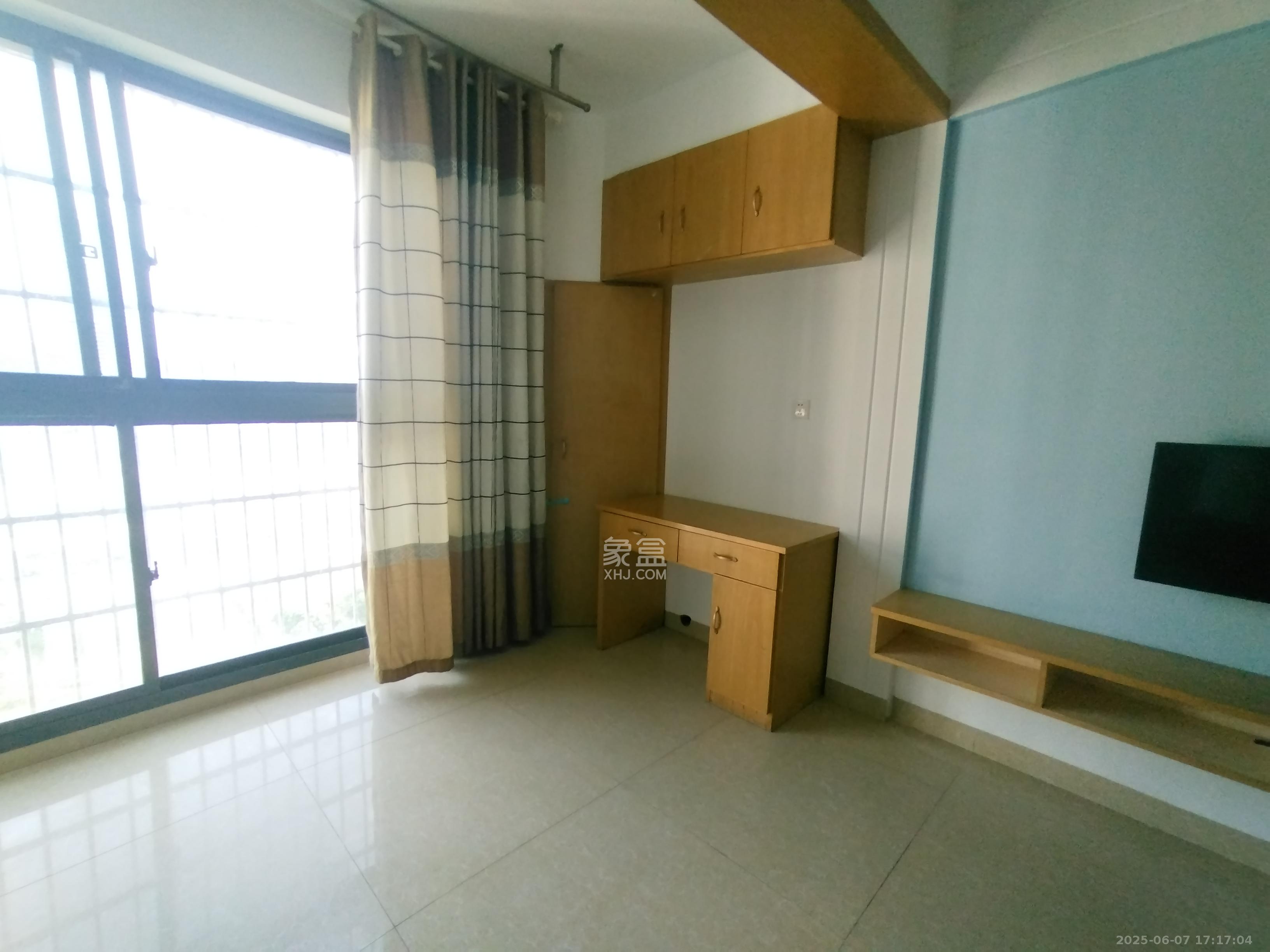 嘉顺苑 2室2厅1卫 2300.0元/月 嘉顺苑 2室2厅1卫 2300.0元/月室内图