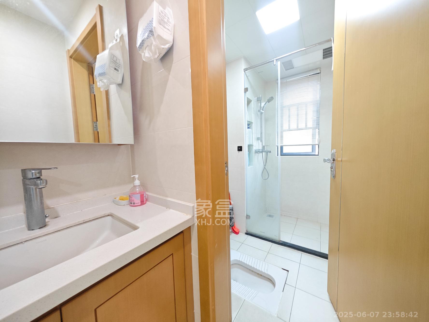 中建嘉和城凤凰台(中建瑞兴家园) 1室0厅0卫 126.0万 中建嘉和城凤凰台(中建瑞兴家园) 1室0厅0卫 126.0万卫生间