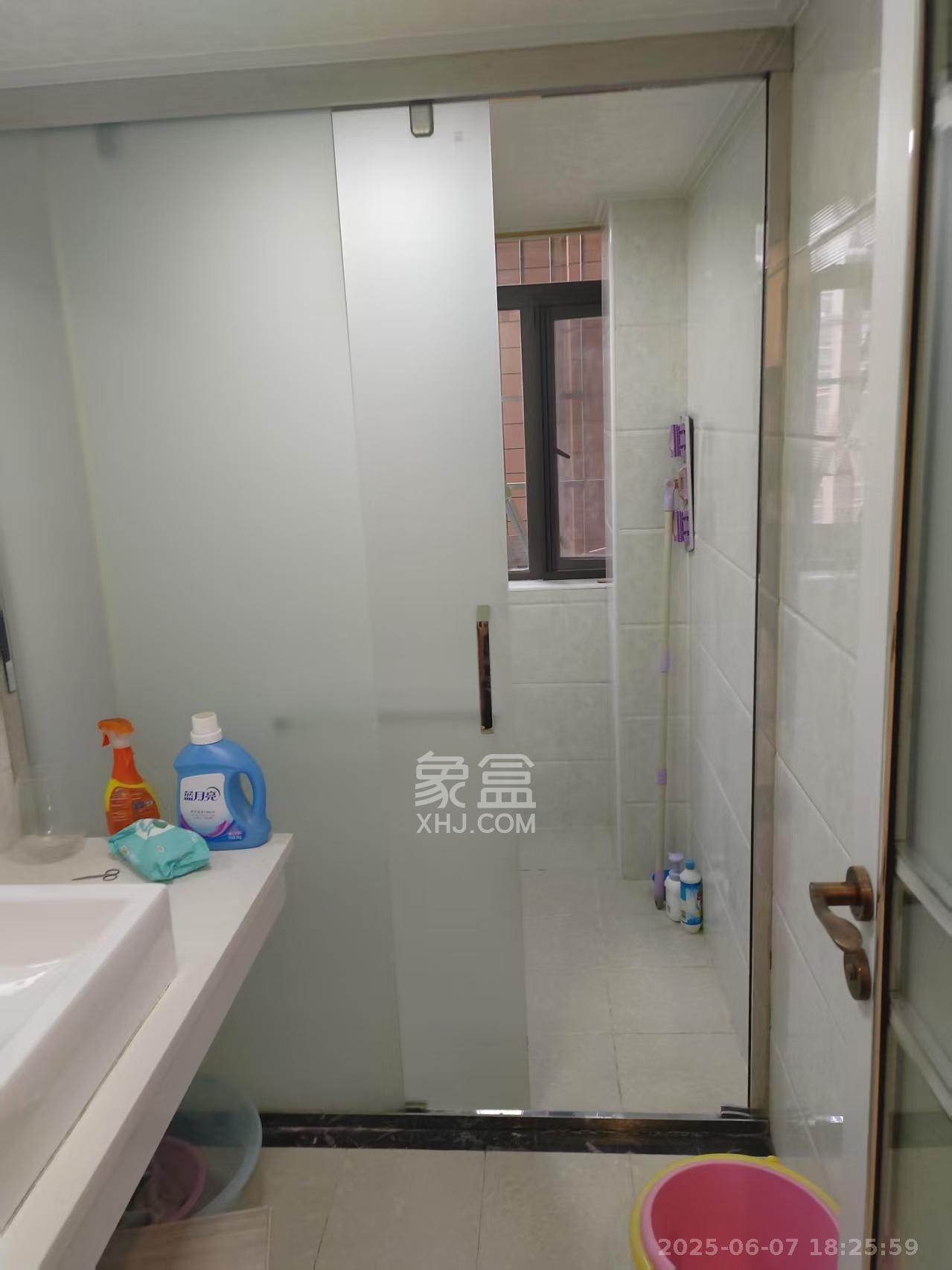 好望谷  2室2厅1卫    2000.0元/月室内图