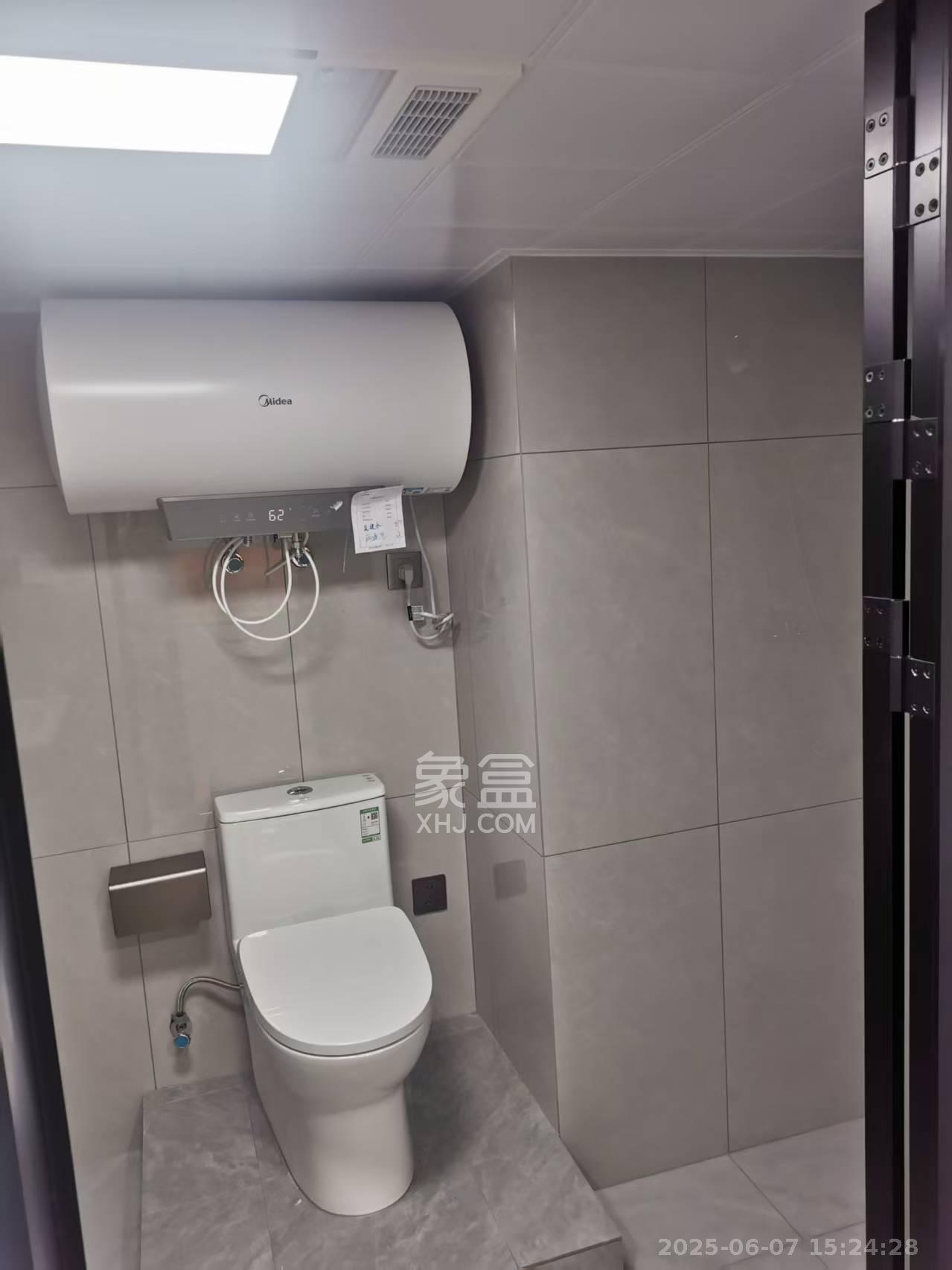 恒大珺悦府 1室1厅1卫 2500.0元/月 恒大珺悦府 1室1厅1卫 2500.0元/月室内图