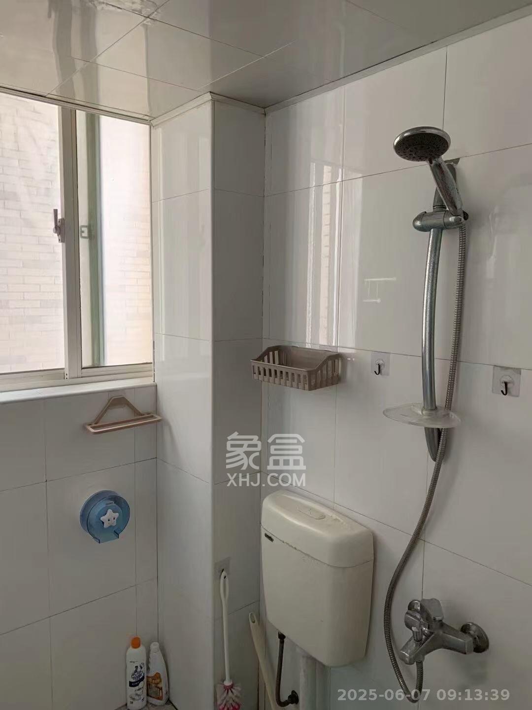 紫晶城  2室2厅1卫   1700.00元/月室内图