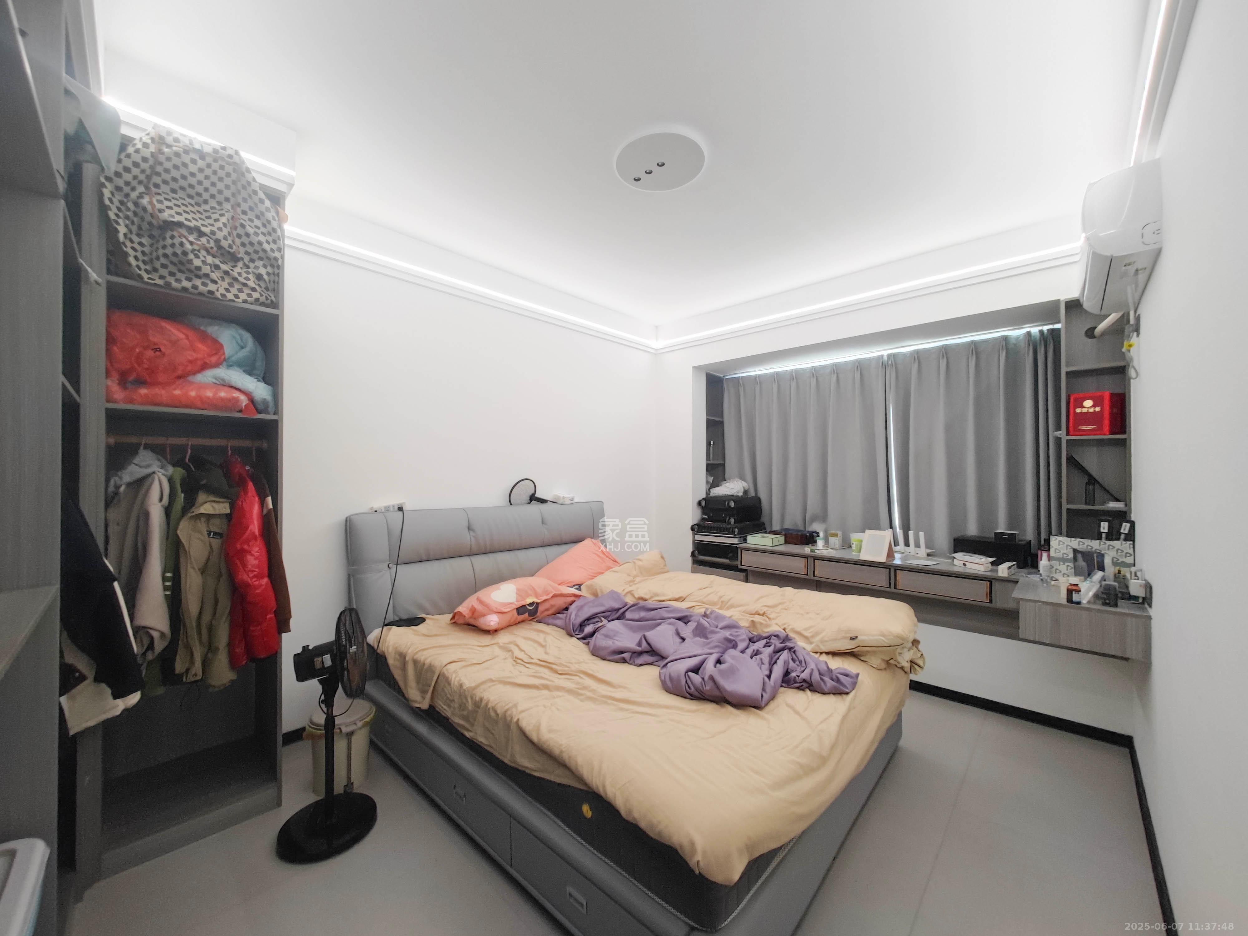 远洋红星天铂一期 3室2厅2卫 100.0万 远洋红星天铂一期 3室2厅2卫 100.0万卧室