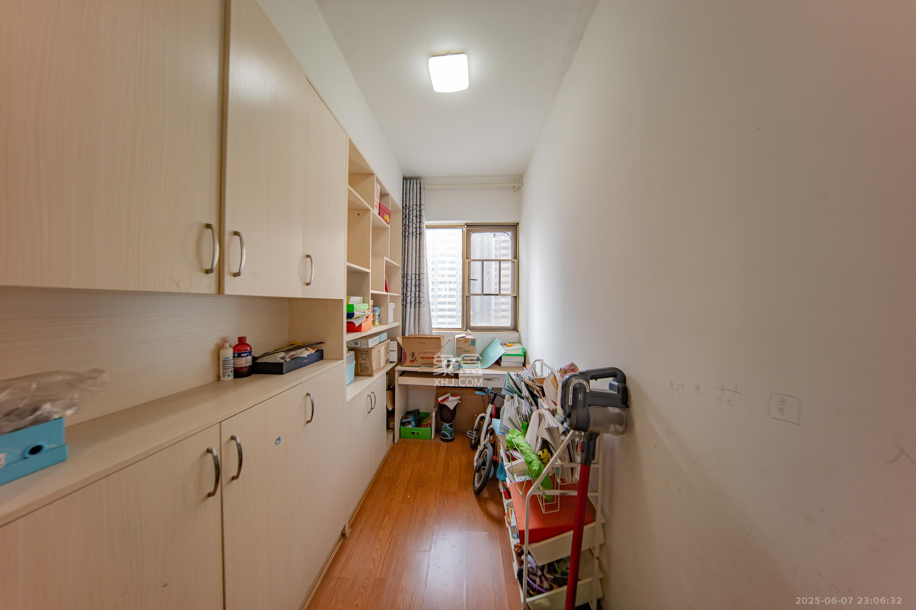 江山帝景雅典  3室2厅2卫    121.0万其他