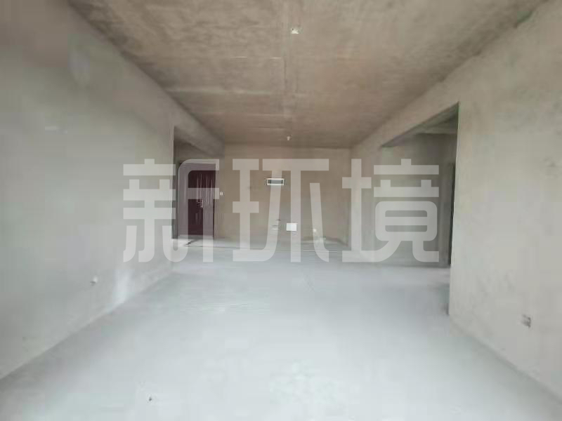 江与城  1室0厅0卫   110.00万客厅