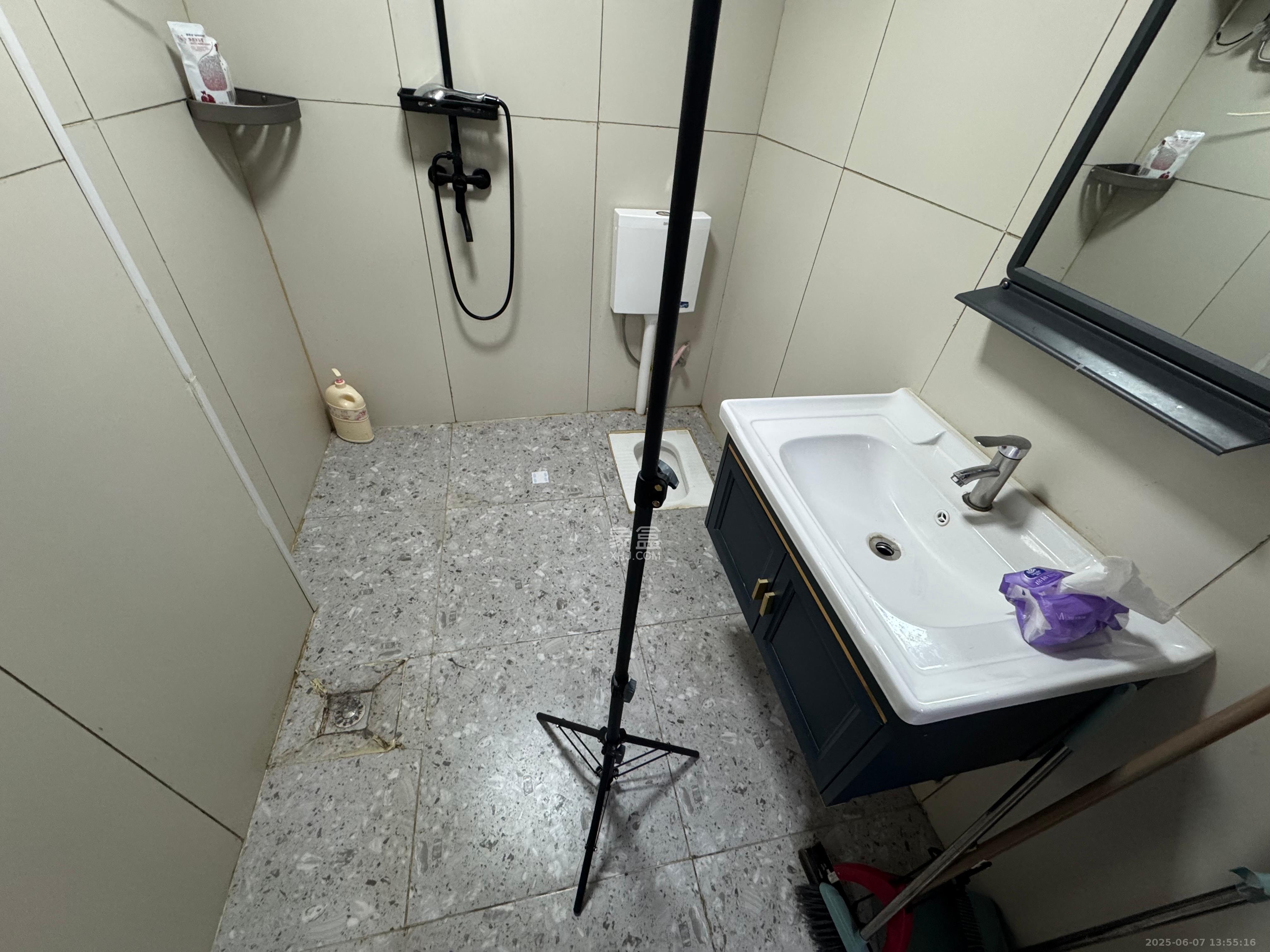 长房东旭国际 1室1厅1卫 1500.0元/月 长房东旭国际 1室1厅1卫 1500.0元/月室内图