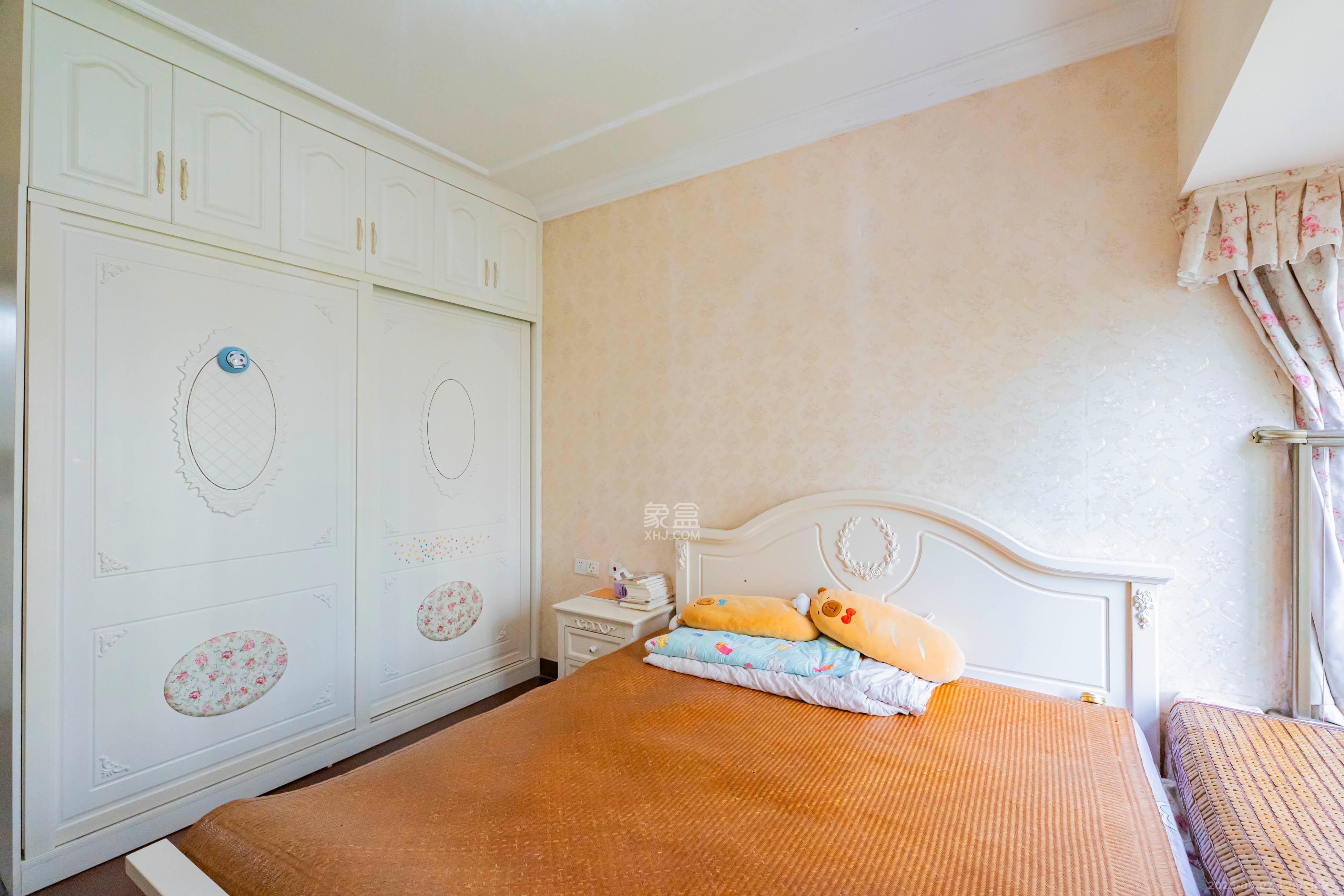 恒大雅苑  3室2厅2卫    95.0万 恒大雅苑  3室2厅2卫    95.0万卧室