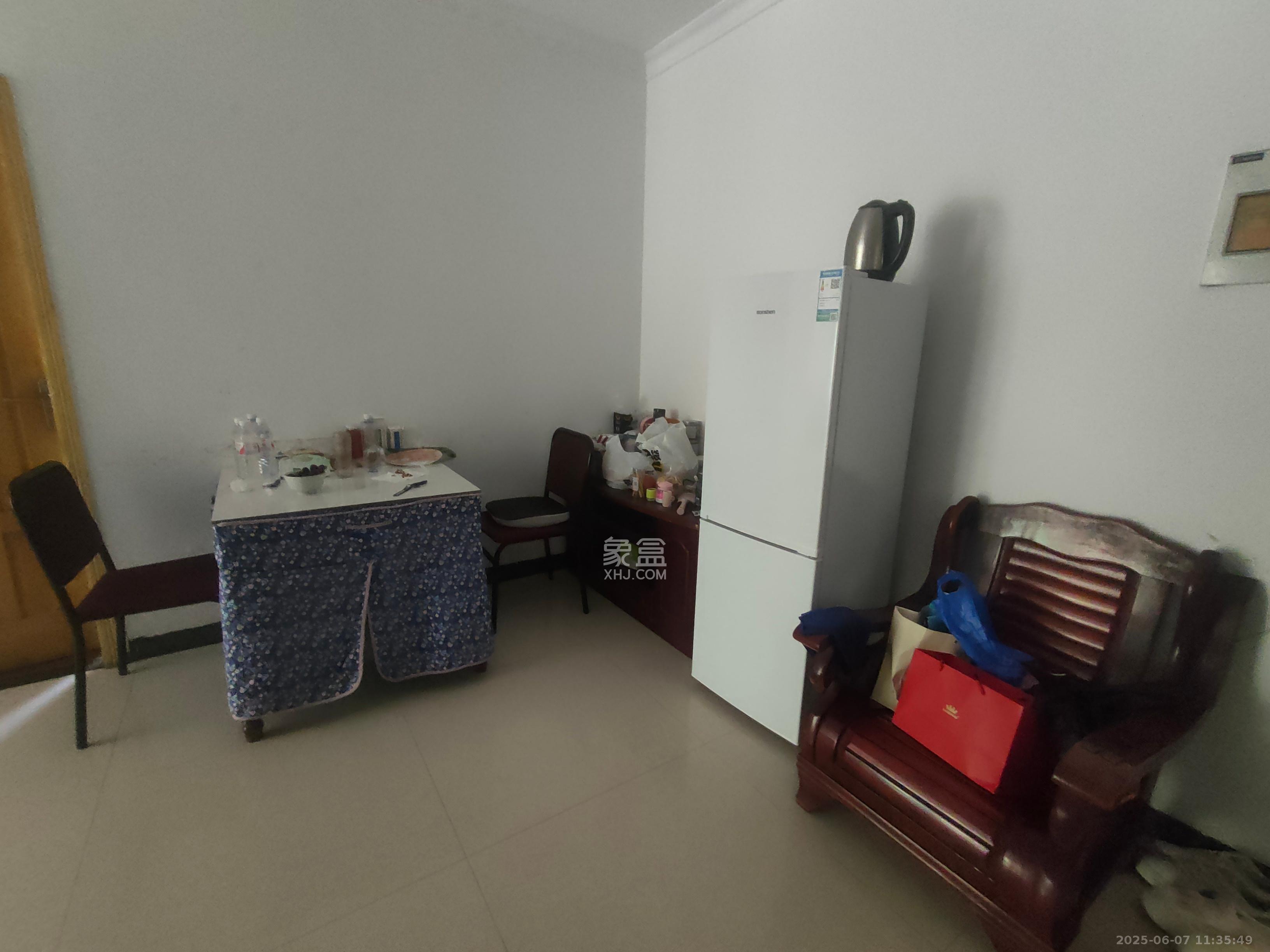 和沁园 2室2厅1卫 1650.0元/月 和沁园 2室2厅1卫 1650.0元/月室内图