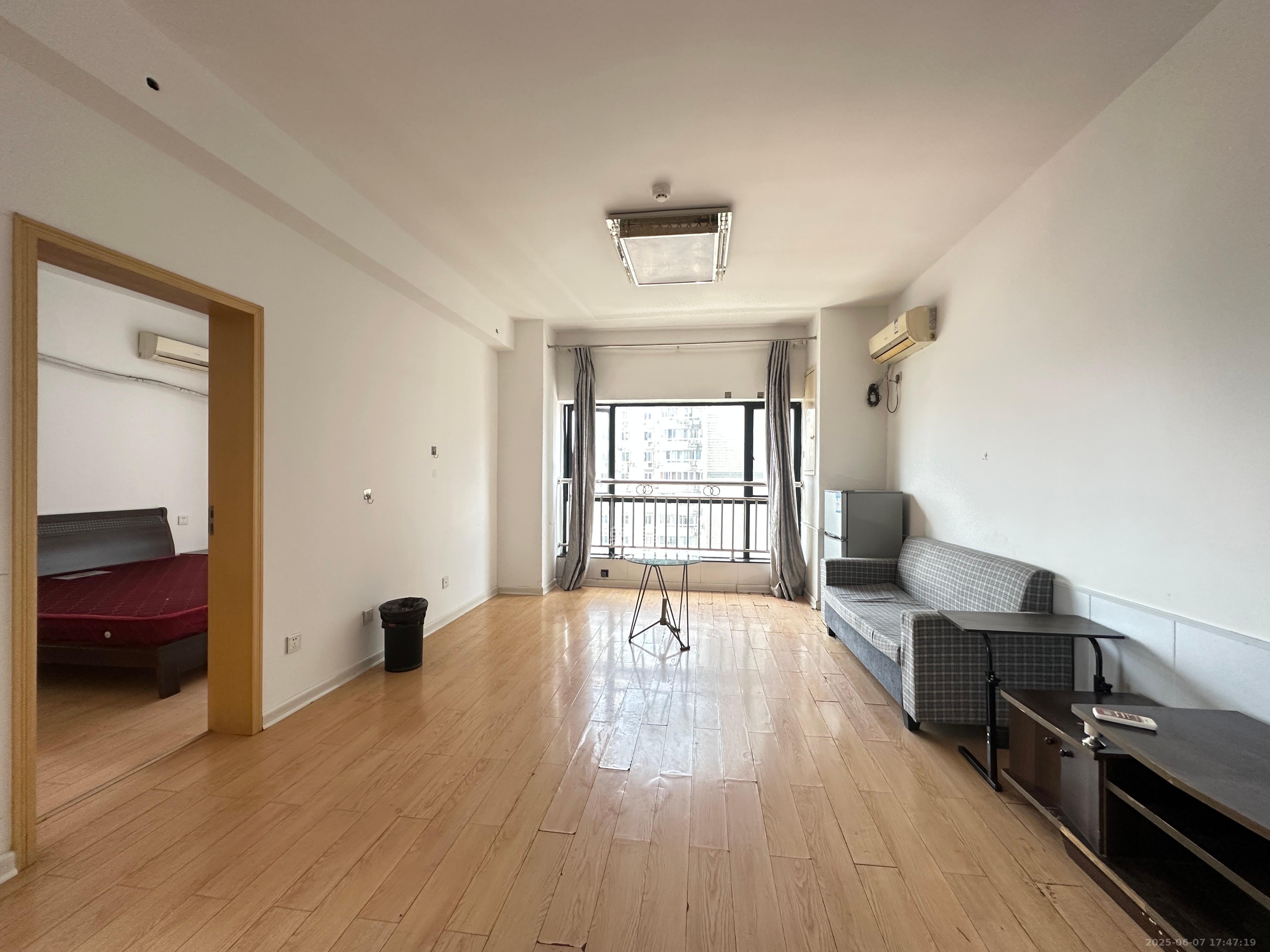 长沙之芯 2室1厅1卫 2500.0元/月 长沙之芯 2室1厅1卫 2500.0元/月室内图