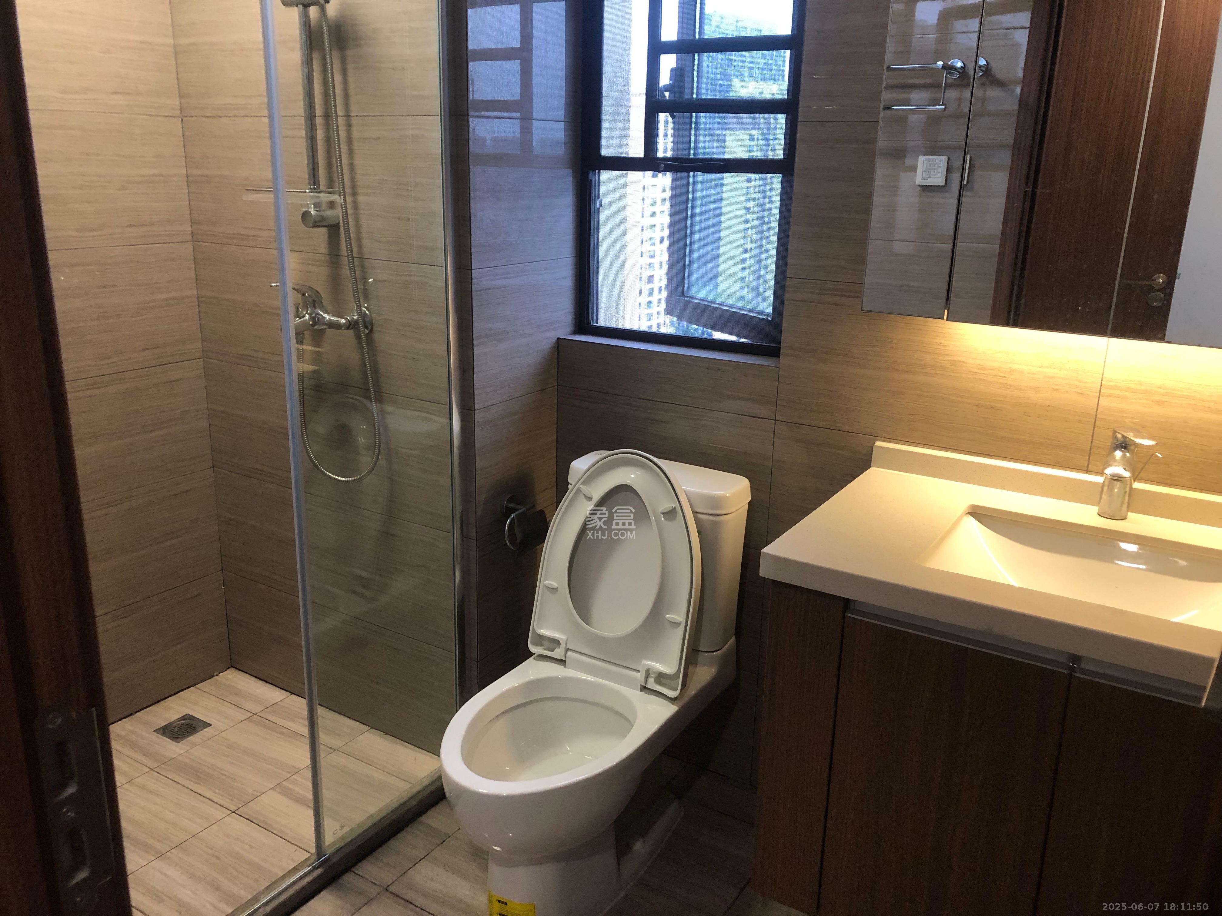 阳光城尚东湾蓝莓苑 4室2厅2卫 3800.0元/月 阳光城尚东湾蓝莓苑 4室2厅2卫 3800.0元/月室内图