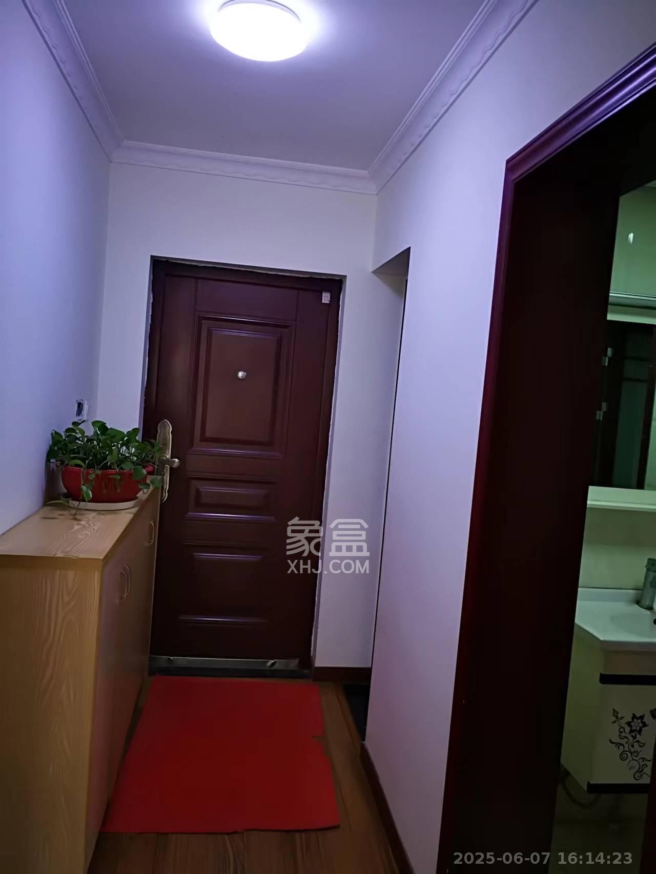 旭辉御府 3室1厅1卫 2400.0元/月 旭辉御府 3室1厅1卫 2400.0元/月室内图