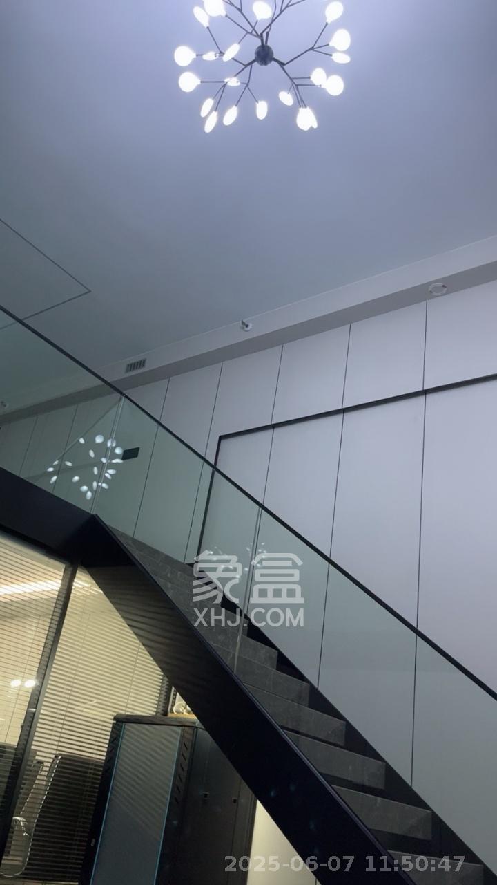 京武浪琴山三期（京武中心）  4室1厅1卫   38000.00元/月室内图