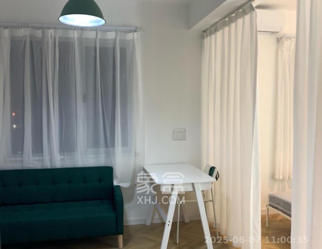 上园商住小区 1室0厅0卫 2000.0元/月 上园商住小区 1室0厅0卫 2000.0元/月室内图