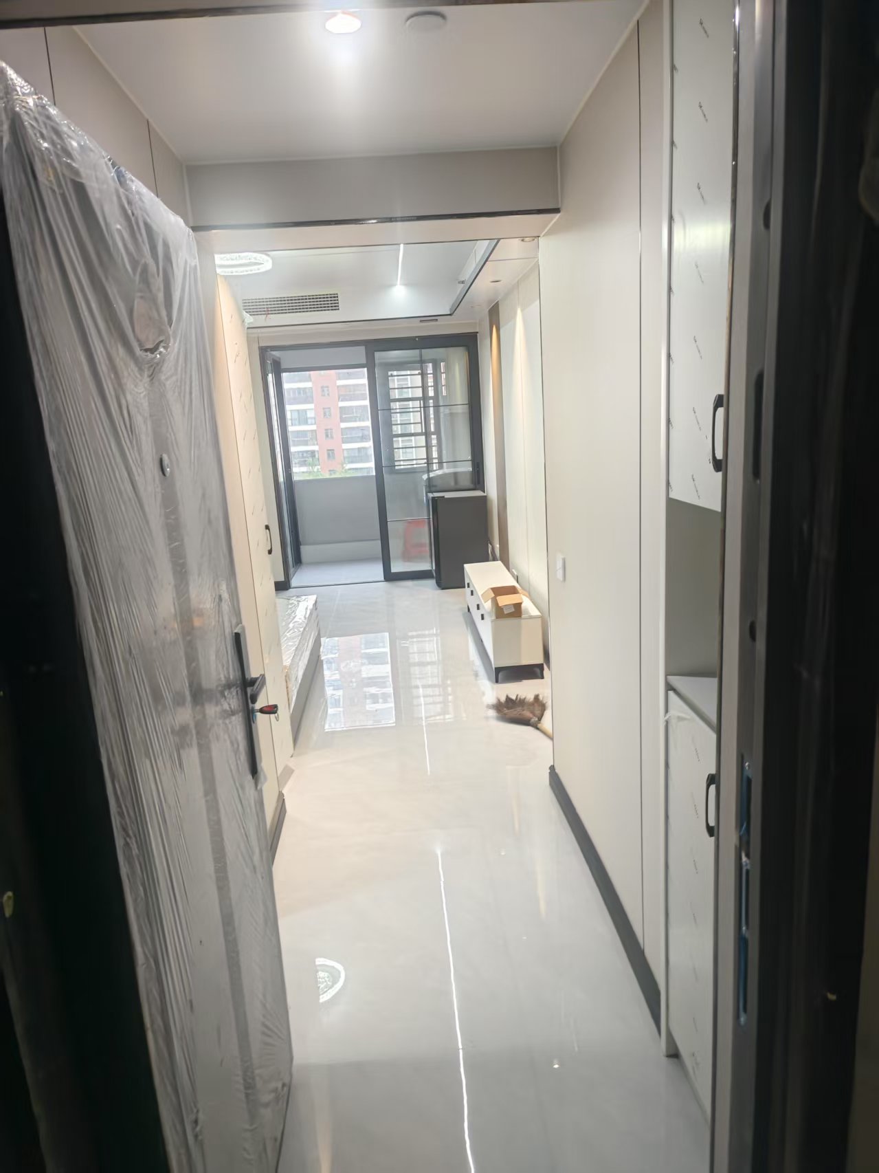 嘉裕大厦  1室0厅1卫   2000.00元/月户型图