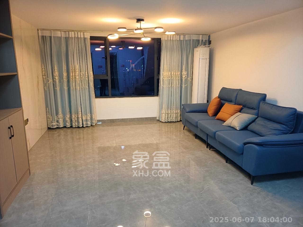 振业城三期  2室1厅1卫   2600.00元/月
