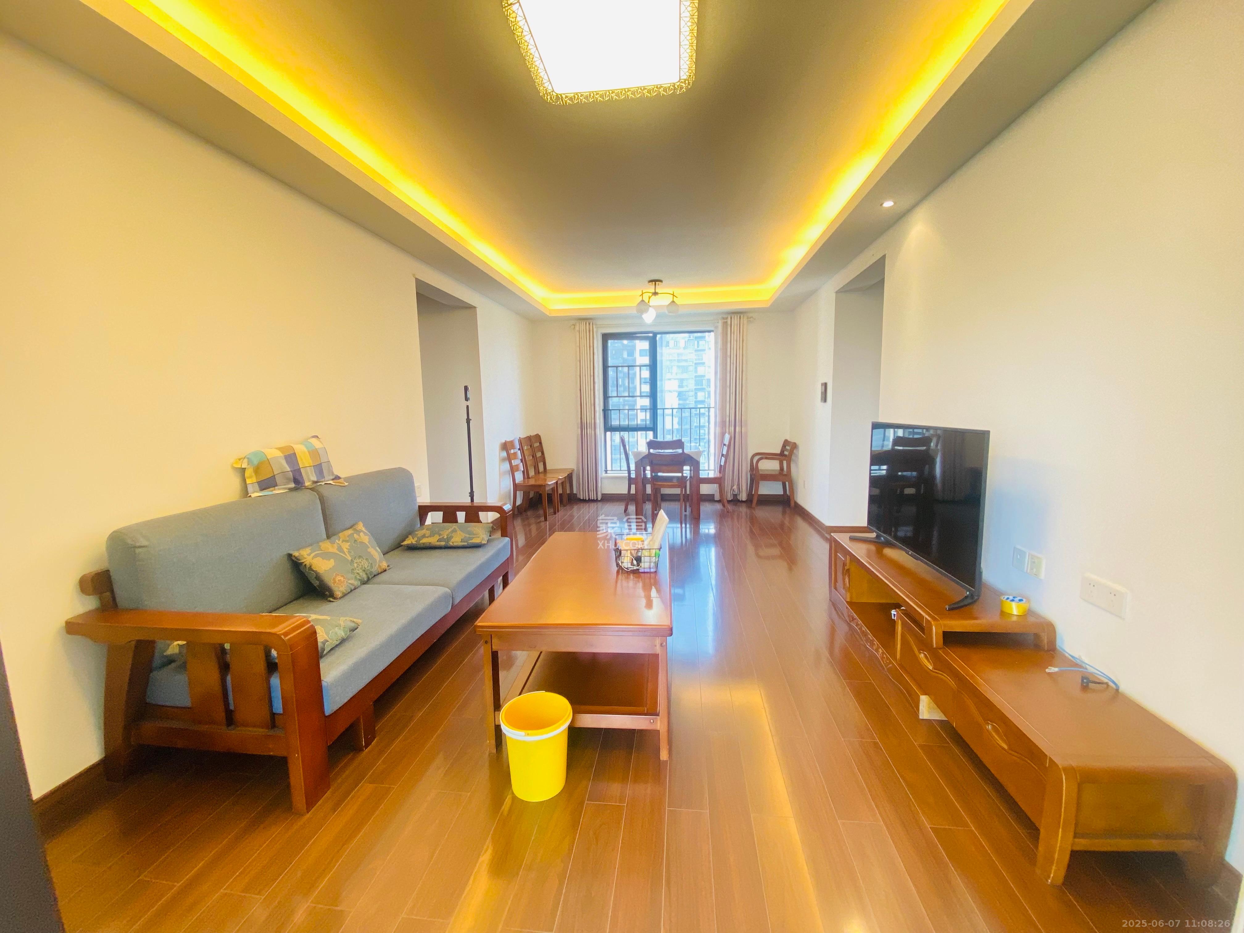 万科里金域滨江 3室2厅2卫 3600.0元/月 万科里金域滨江 3室2厅2卫 3600.0元/月室内图