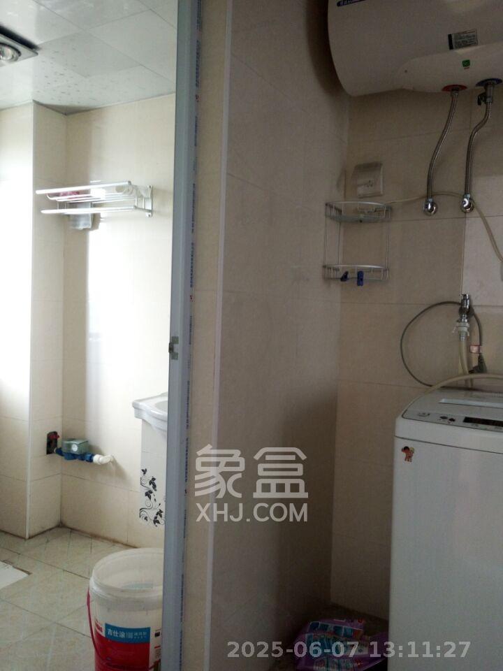 长房时代城 2室2厅1卫 2300.0元/月 长房时代城 2室2厅1卫 2300.0元/月室内图