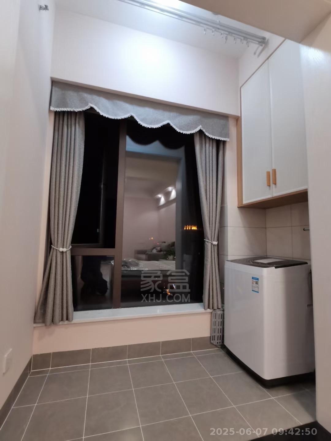 中泰财富湘江 1室1厅1卫 1500.0元/月 中泰财富湘江 1室1厅1卫 1500.0元/月室内图