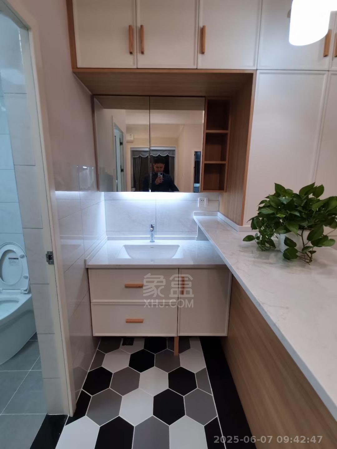 中泰财富湘江 1室1厅1卫 1500.0元/月 中泰财富湘江 1室1厅1卫 1500.0元/月室内图