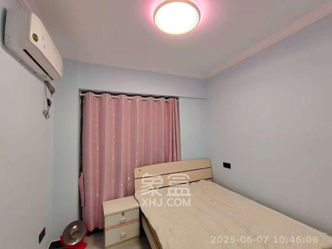 东方美地  3室2厅1卫   2500.00元/月室内图