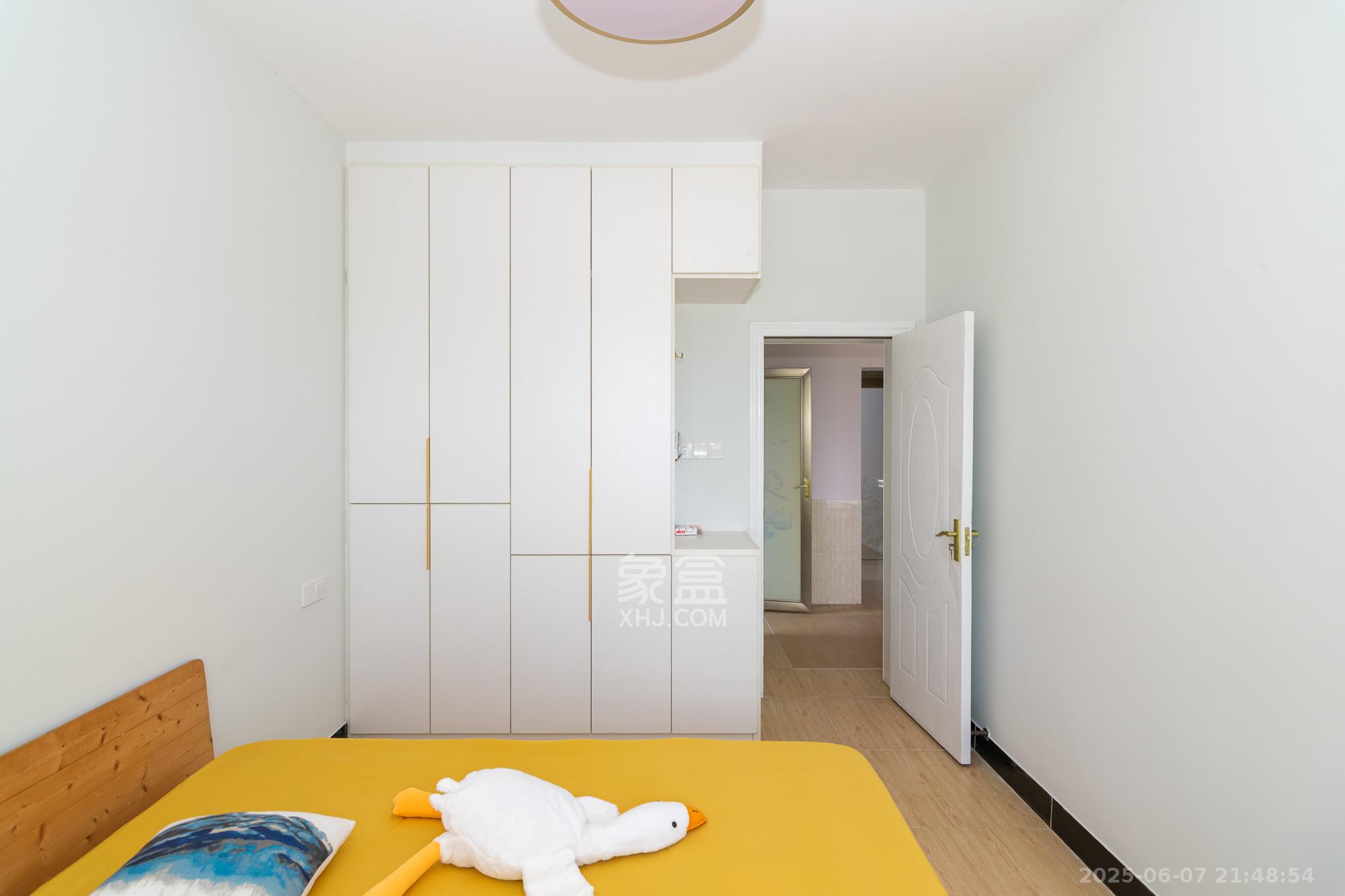 高塘览胜  3室2厅2卫    69.8万 高塘览胜  3室2厅2卫    69.8万卧室