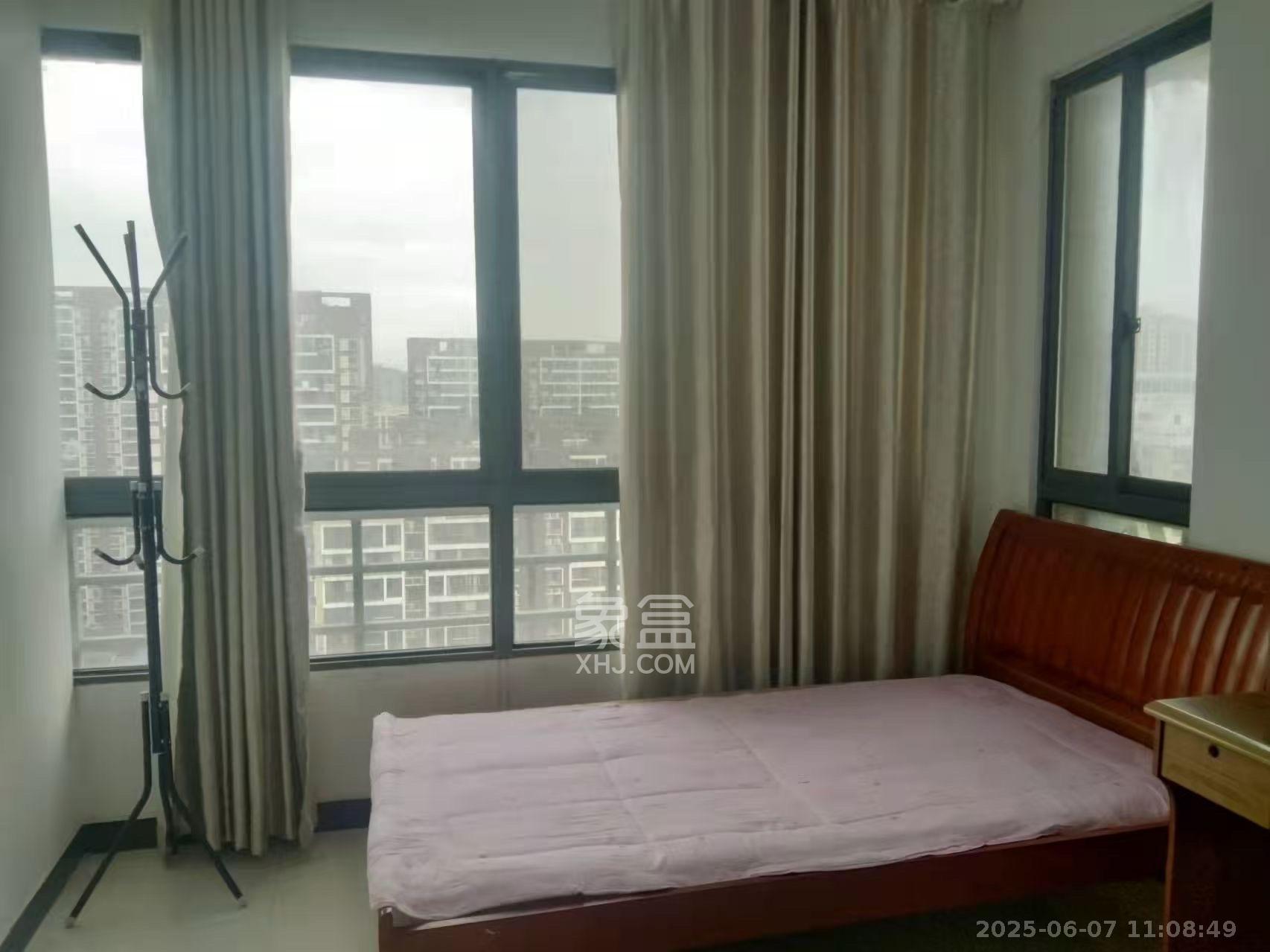 鑫远湘府华城 4室2厅1卫 3000.0元/月 鑫远湘府华城 4室2厅1卫 3000.0元/月室内图