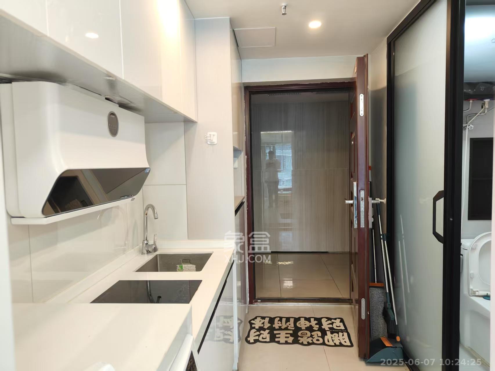 保利天禧EF区  1室1厅1卫    2100.0元/月 保利天禧EF区  1室1厅1卫    2100.0元/月室内图