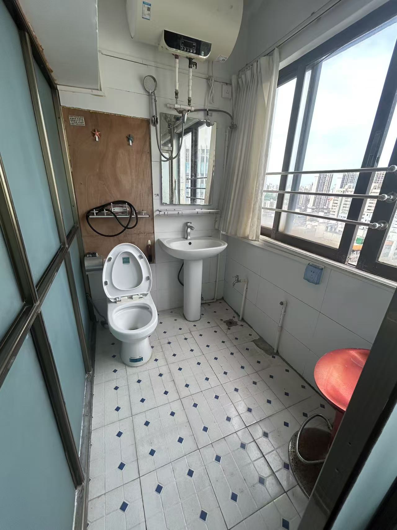 花园大厦 1室0厅1卫 1200.0元/月 花园大厦 1室0厅1卫 1200.0元/月室内图