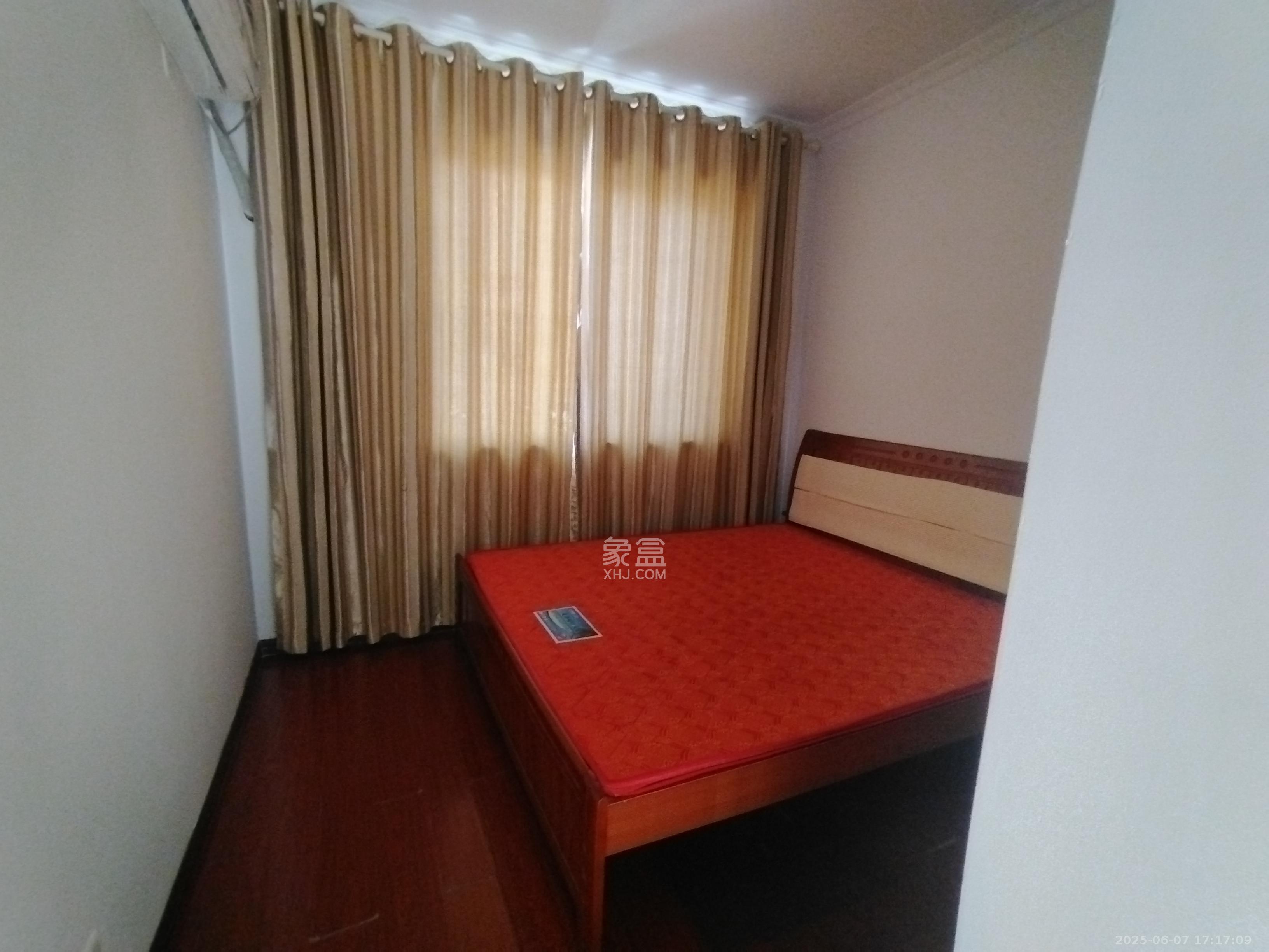 嘉顺苑 2室2厅1卫 2300.0元/月 嘉顺苑 2室2厅1卫 2300.0元/月室内图