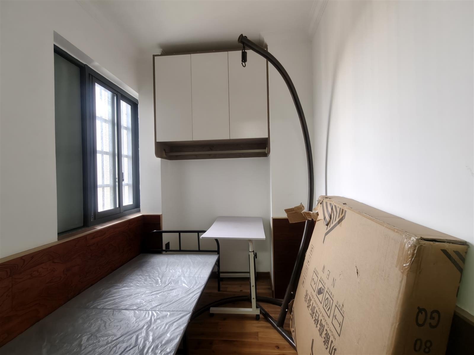 高盛澧园一二期  3室2厅1卫    39.8万 高盛澧园一二期  3室2厅1卫    39.8万客厅