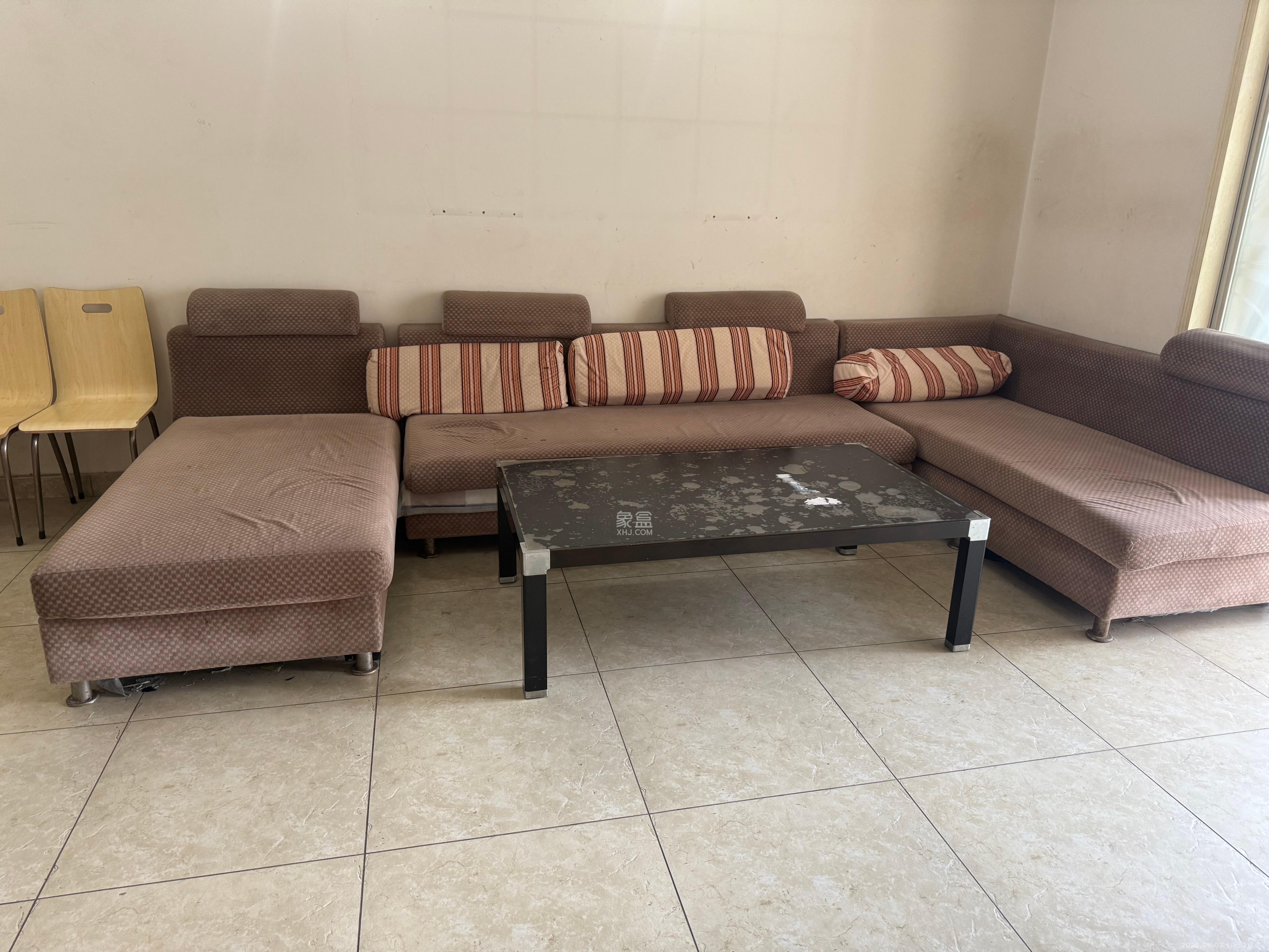 水映青山 3室2厅2卫 2400.0元/月 水映青山 3室2厅2卫 2400.0元/月室内图