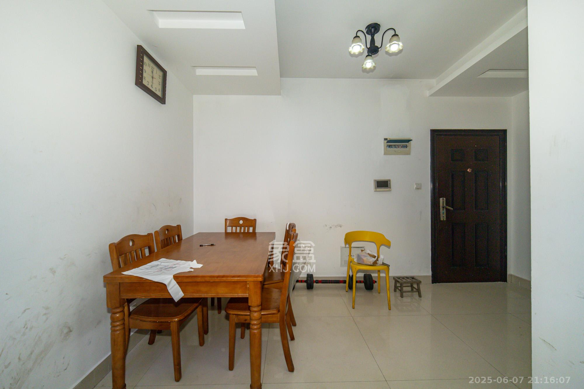 泊林晶城  3室2厅1卫    60.0万 泊林晶城  3室2厅1卫    60.0万其他