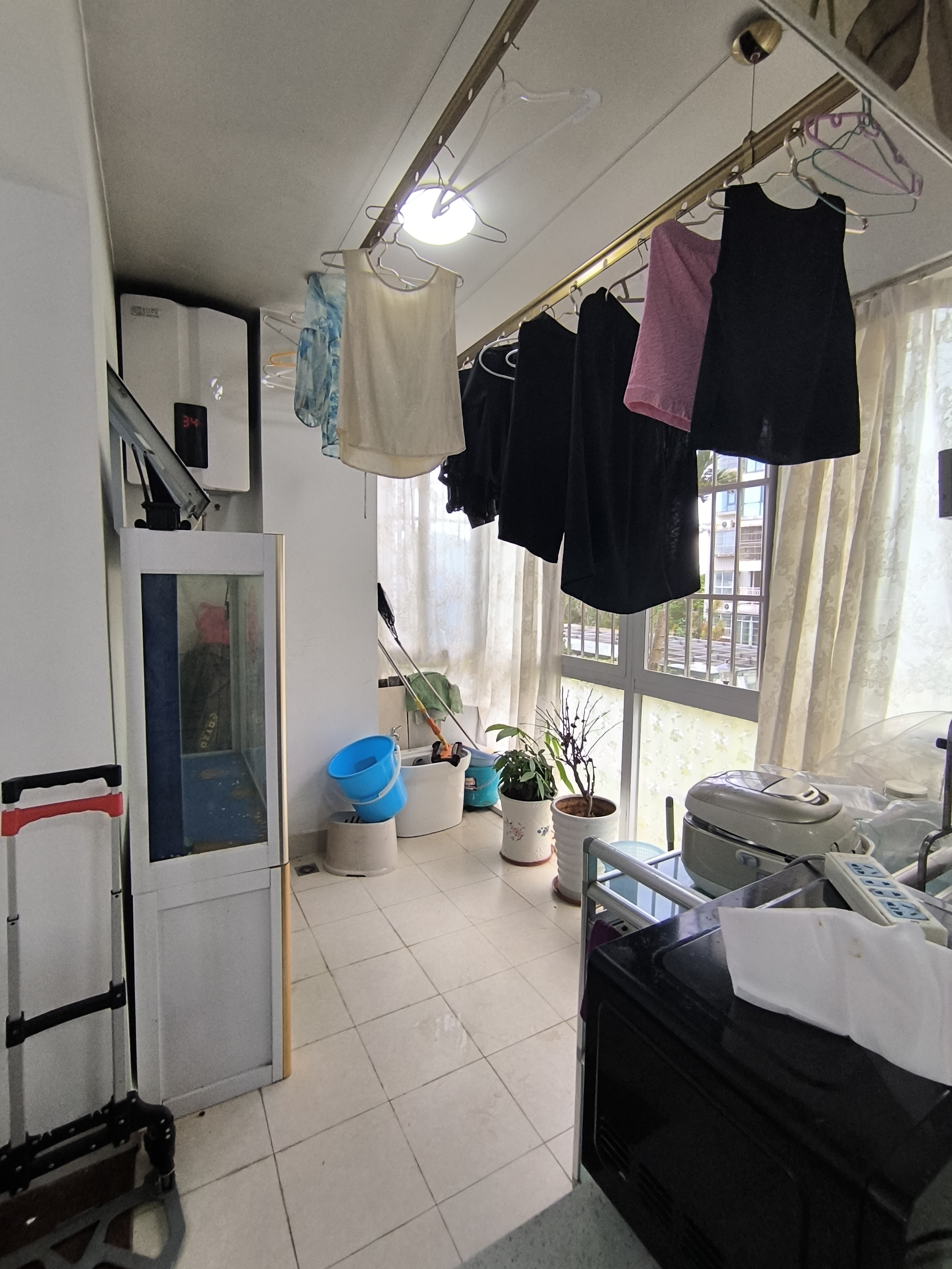 海航城 3室2厅2卫 2200.0元/月 海航城 3室2厅2卫 2200.0元/月室内图