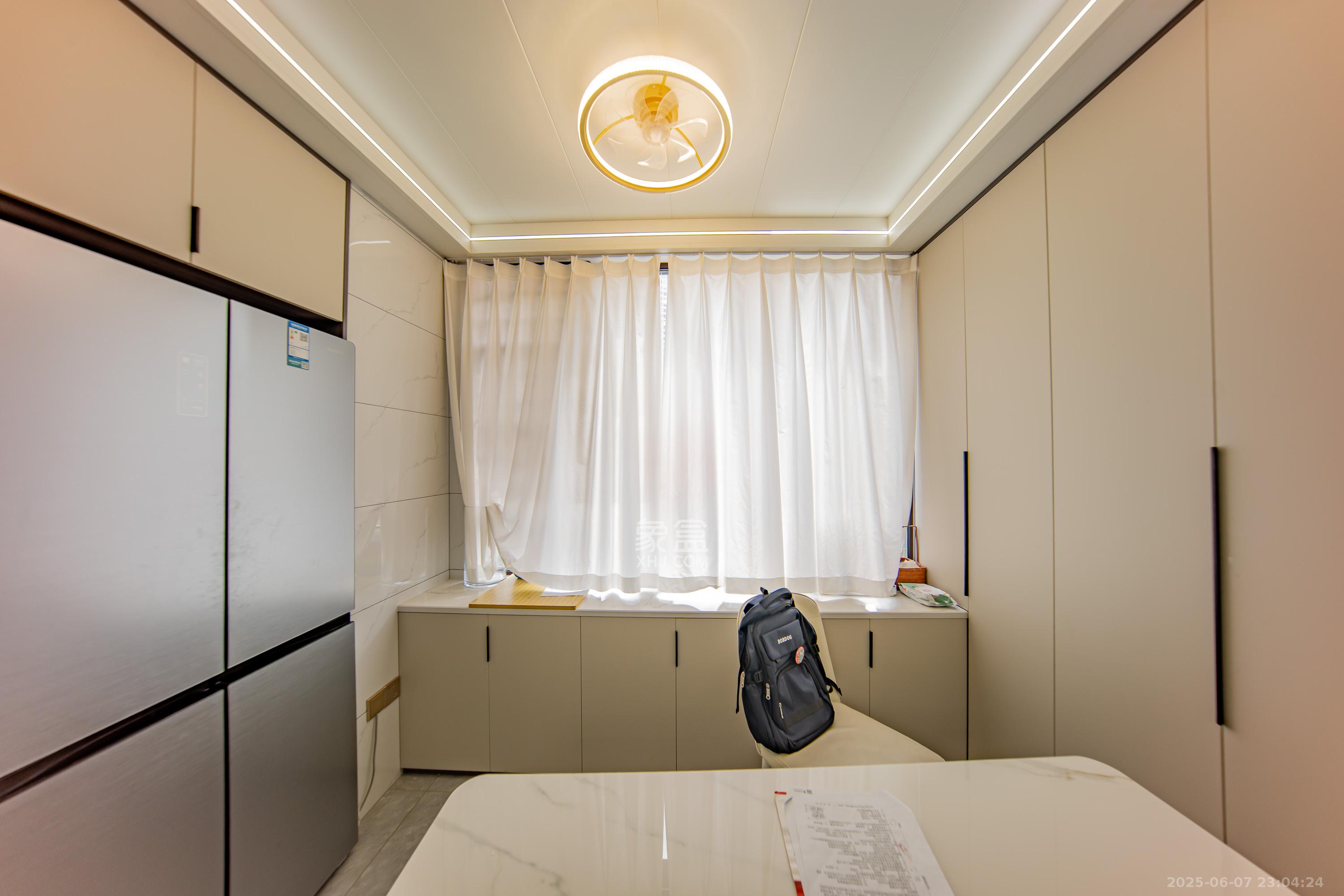 江山帝景雅典  3室2厅2卫    120.0万 江山帝景雅典  3室2厅2卫    120.0万阳台