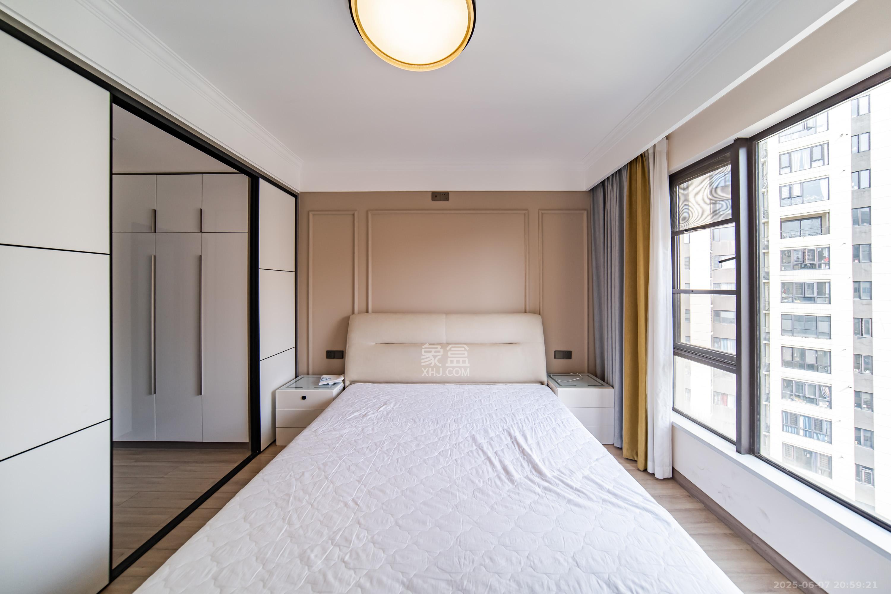 和泓梅溪四季 5室2厅2卫 239.0万 和泓梅溪四季 5室2厅2卫 239.0万卧室