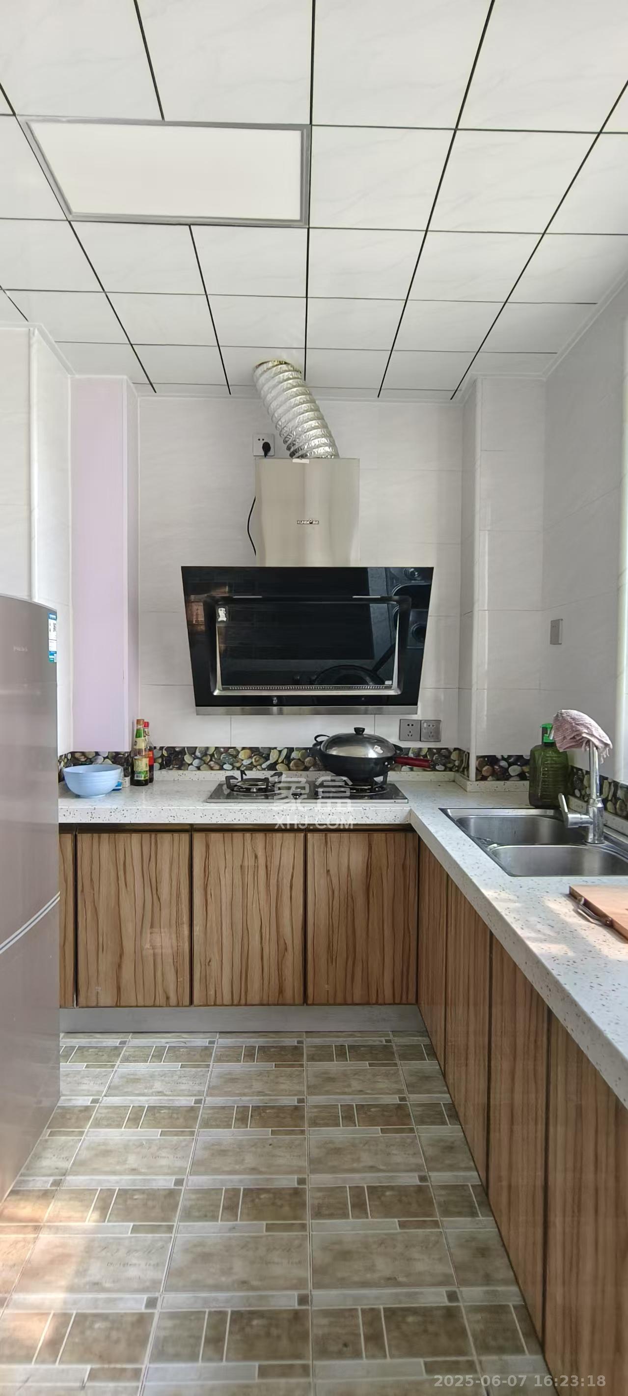 深业喜汇 5室2厅2卫 3200.0元/月 深业喜汇 5室2厅2卫 3200.0元/月室内图