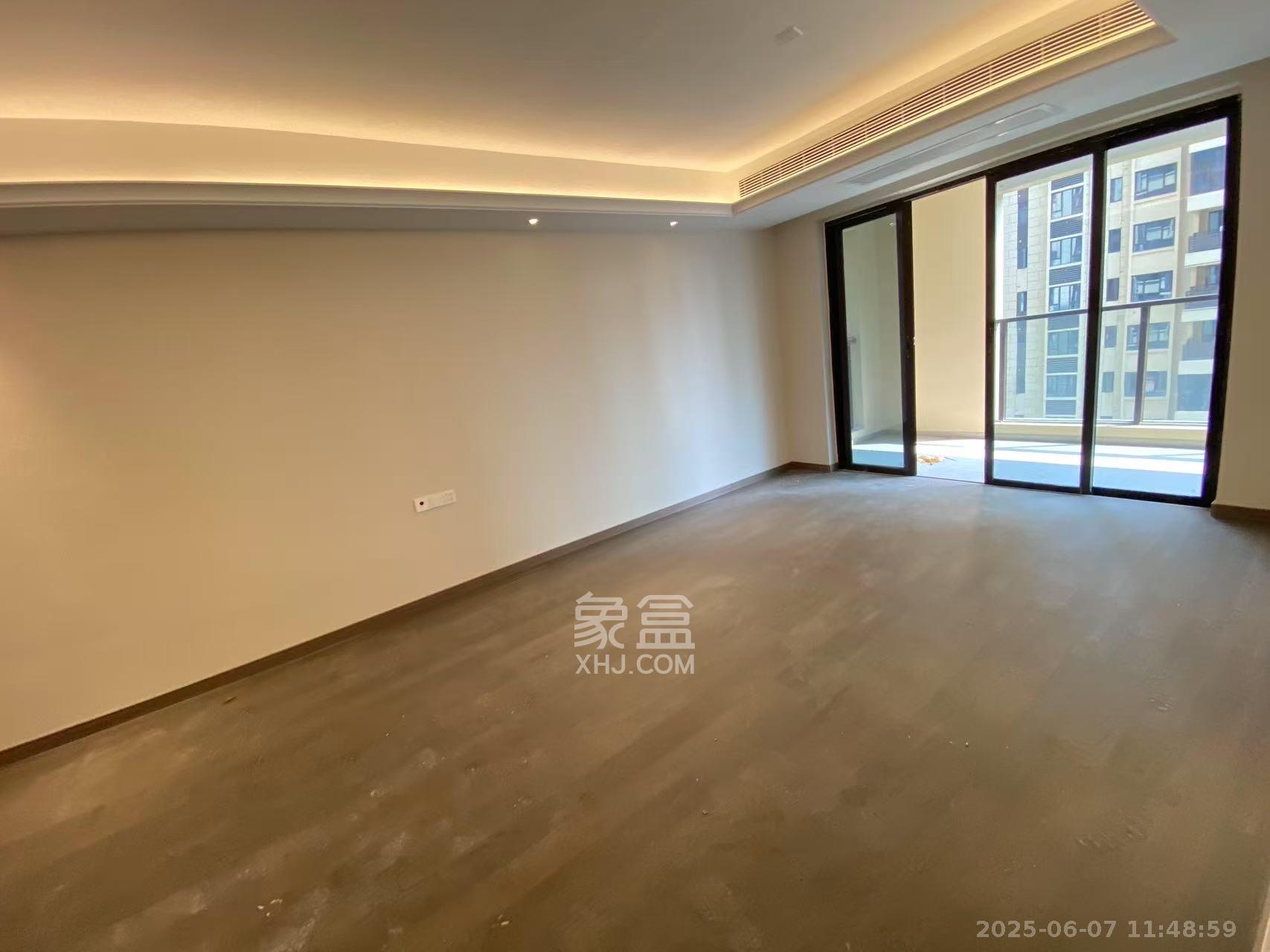 新力铂园（江山云著）  3室2厅2卫   4200.00元/月室内图