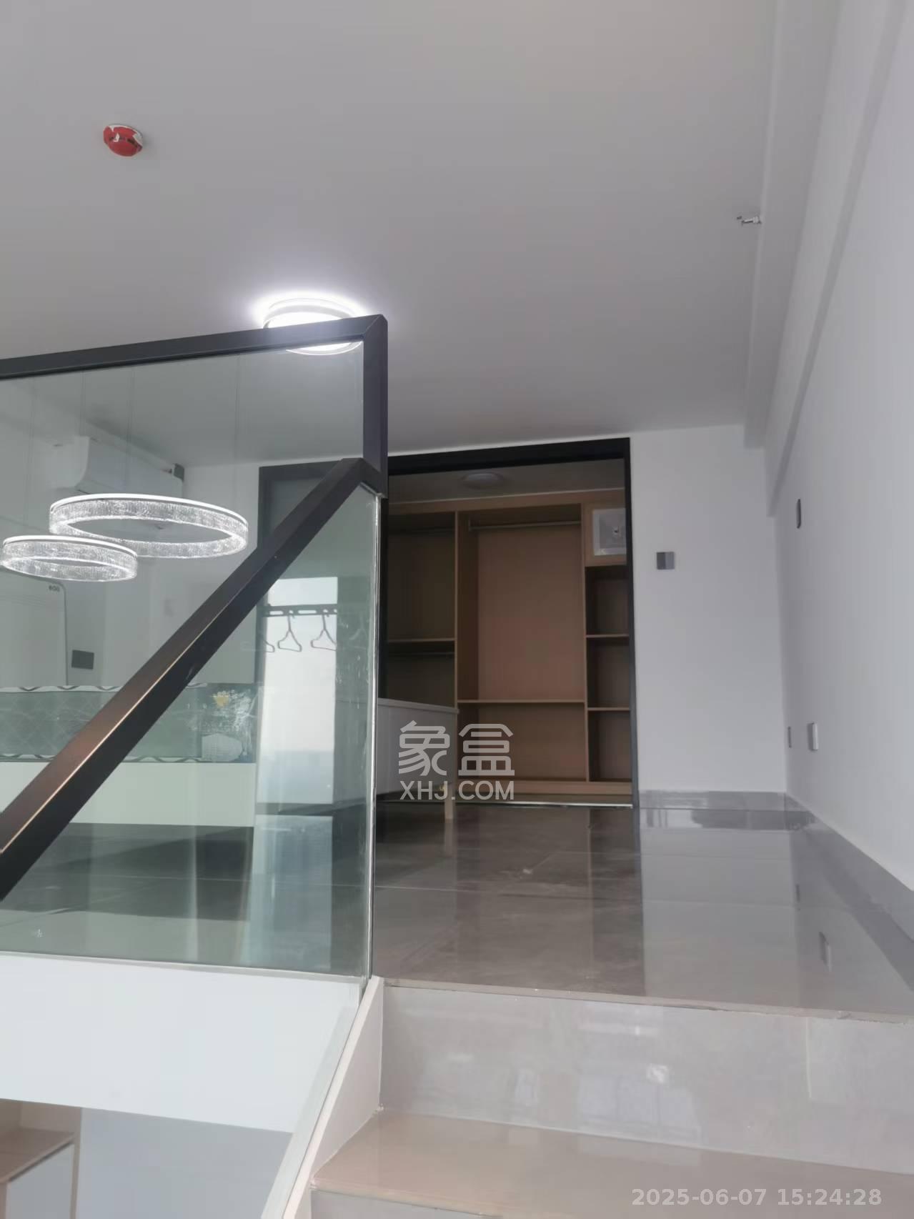 恒大珺悦府 1室1厅1卫 2500.0元/月 恒大珺悦府 1室1厅1卫 2500.0元/月室内图