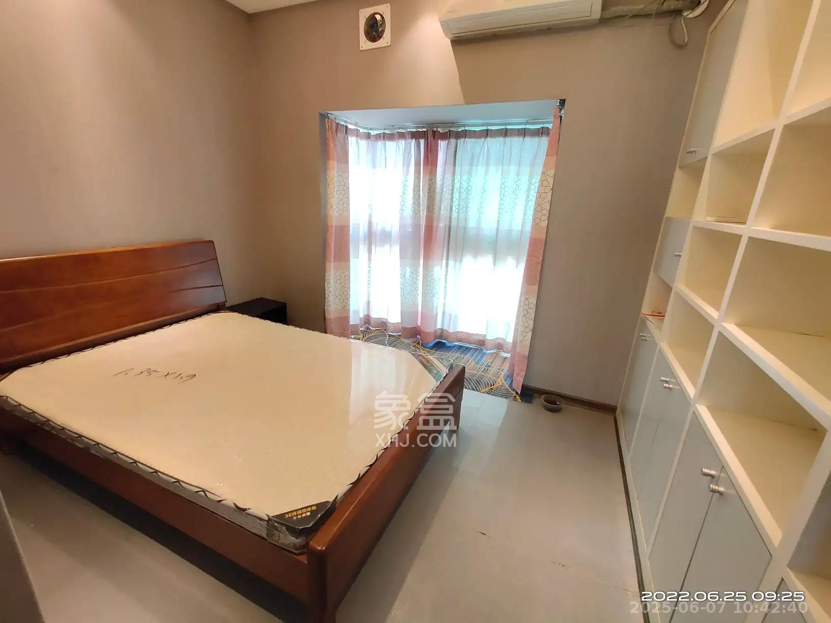 岳麓现代城 4室2厅2卫 3600.0元/月 岳麓现代城 4室2厅2卫 3600.0元/月室内图