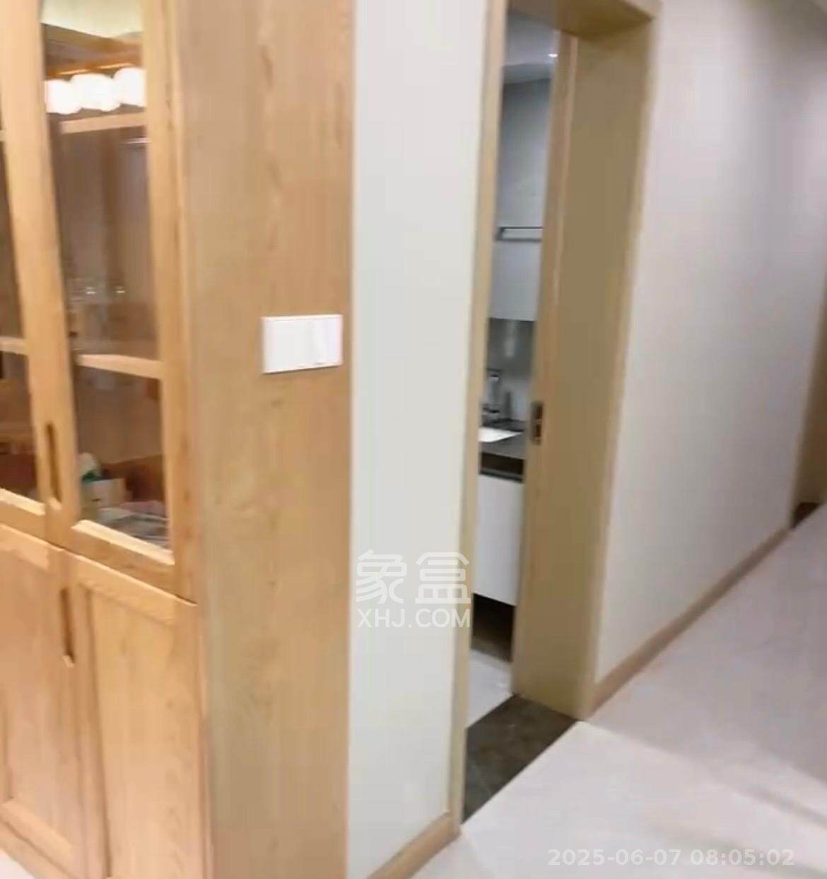运达锦绣广场  4室2厅2卫   5800.00元/月室内图