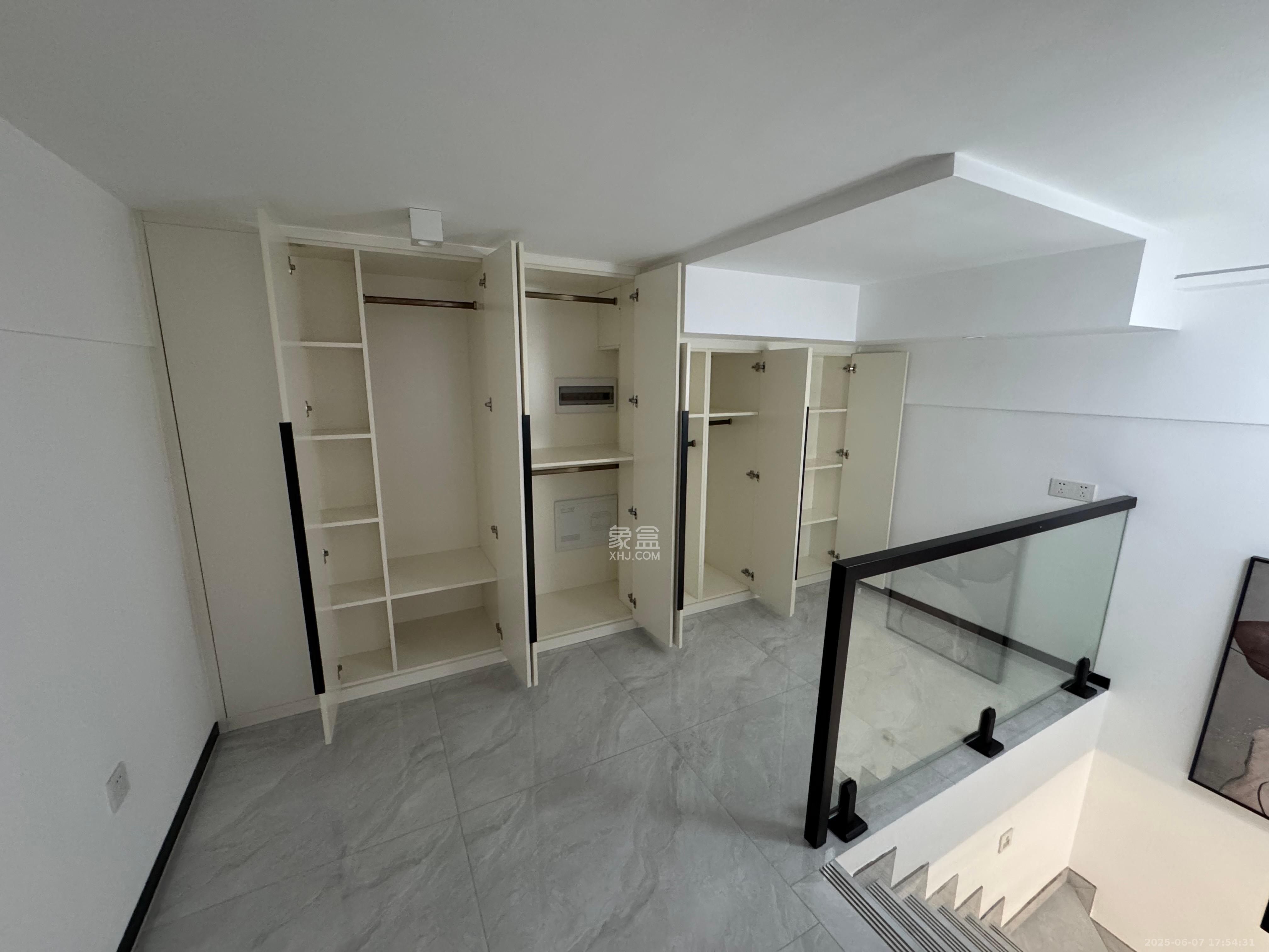 建发中央公园（建发美地）  2室1厅1卫   2200.00元/月室内图